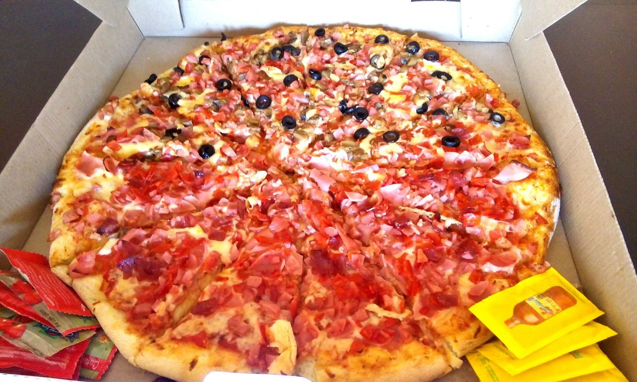 ALY'S PIZZA image 2