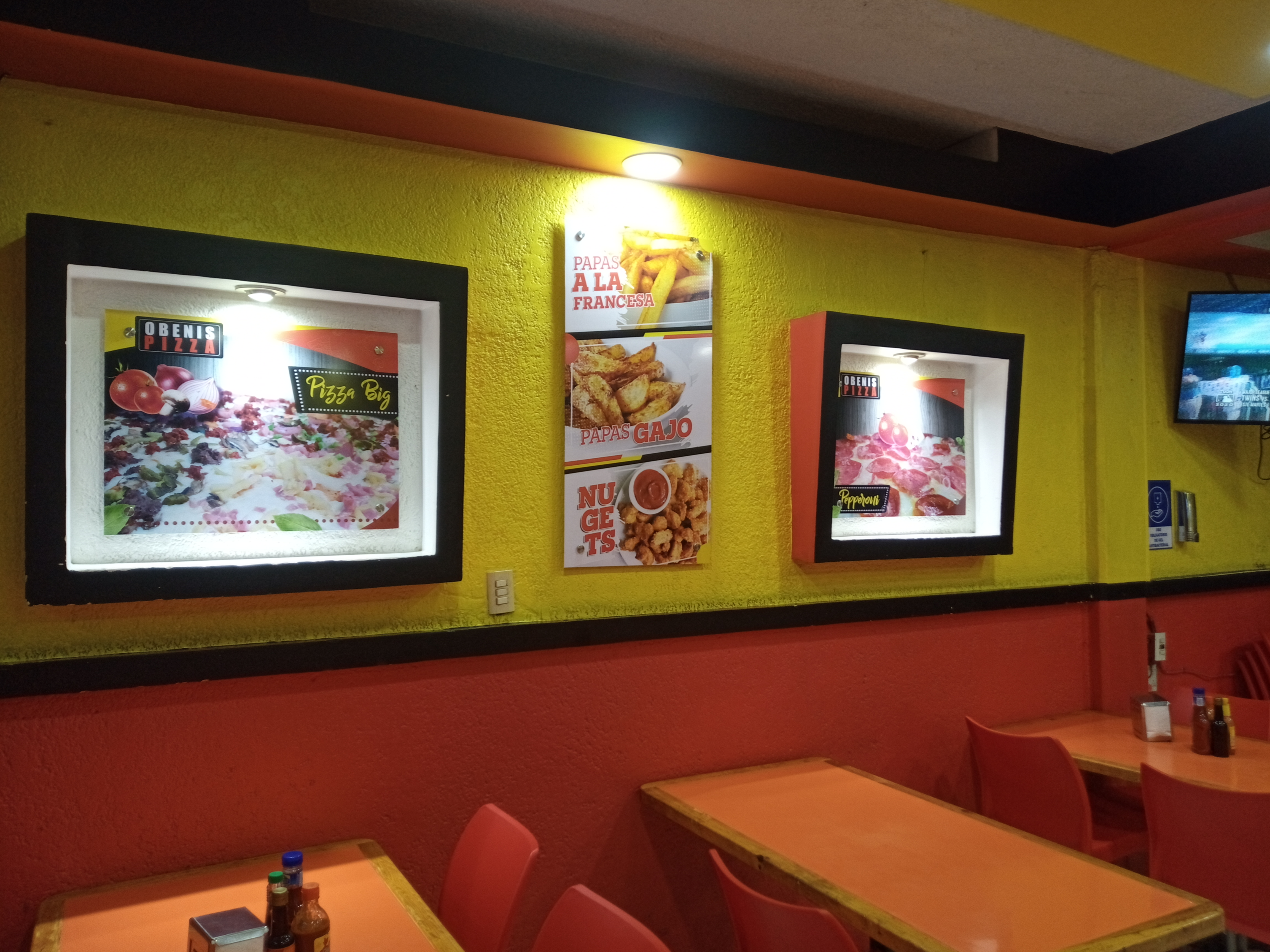 OBENIS PIZZA image 4