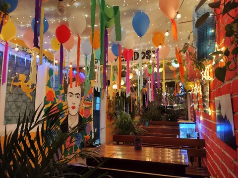 CAPRICHOS restaurante café image 4