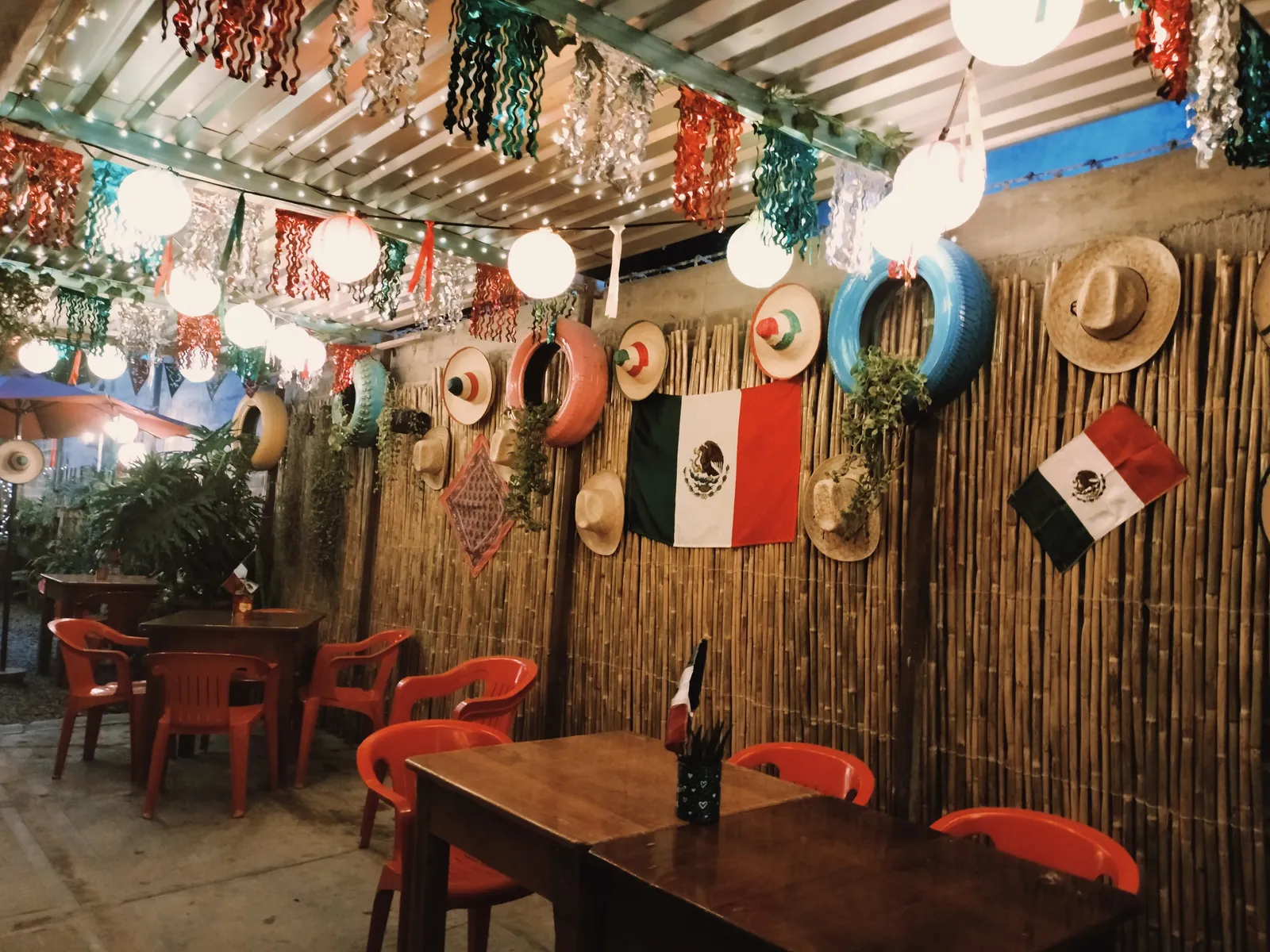 CAPRICHOS restaurante café image 8