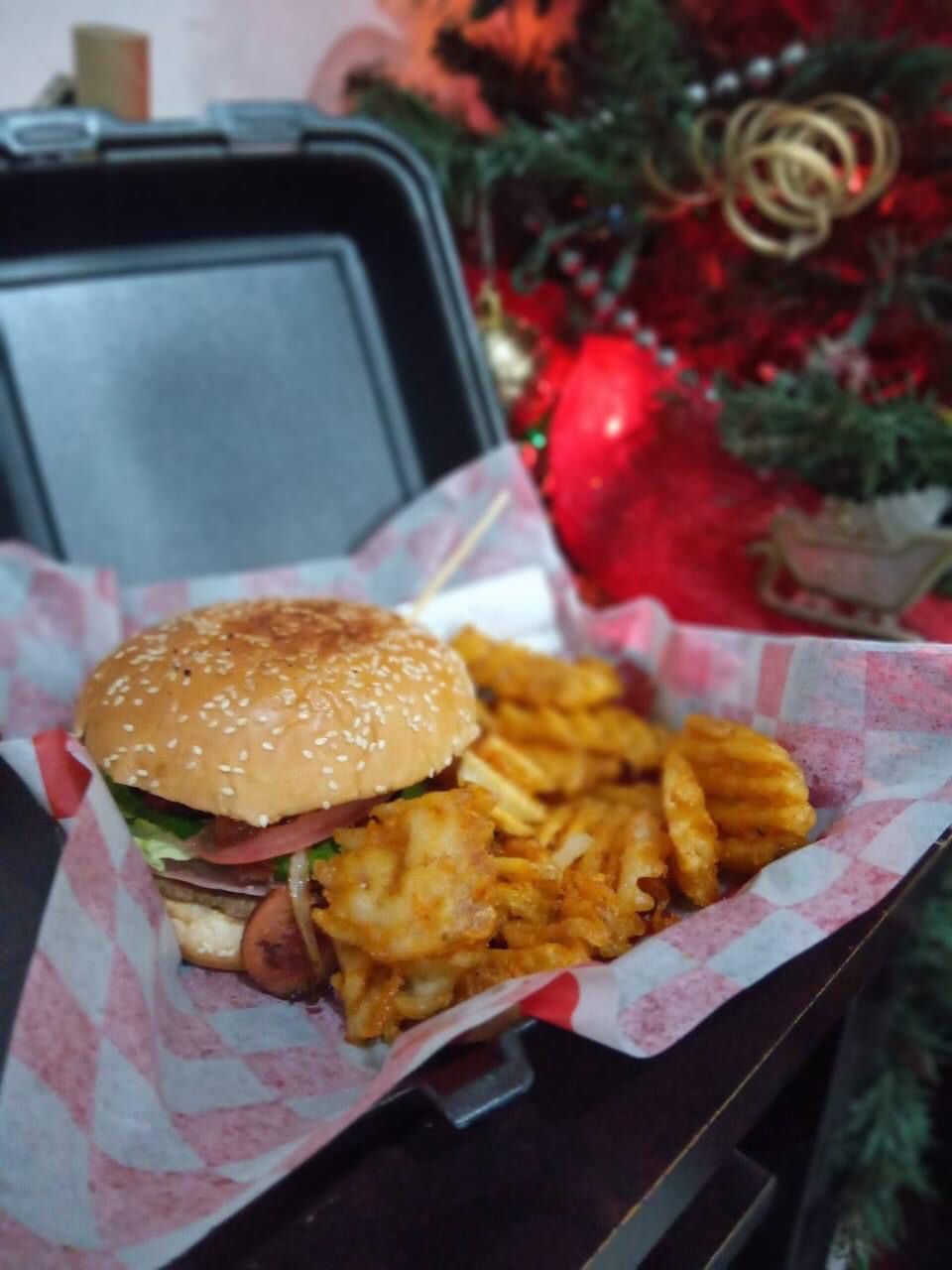 Munchies and Friends image 9