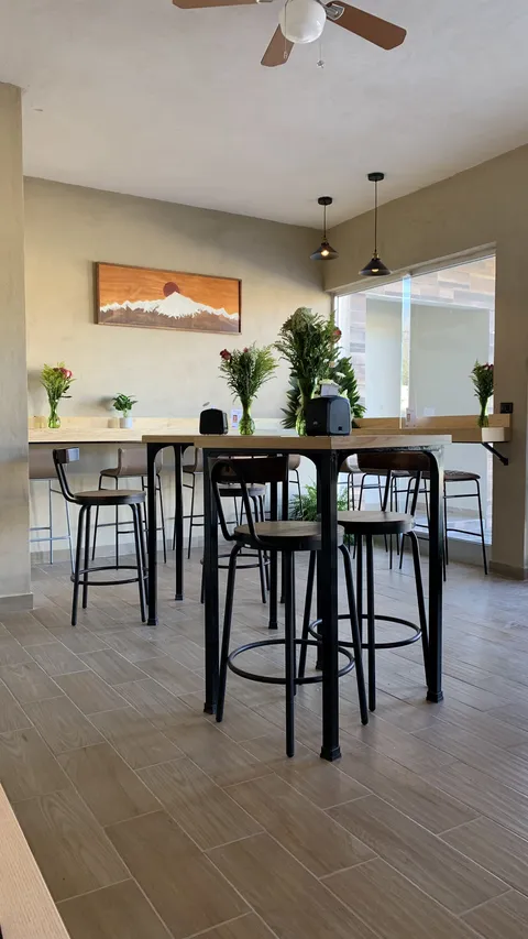 Sushi House Restaurant image 1