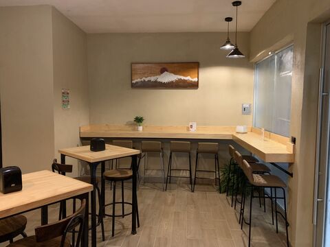 Sushi House Restaurant image 4