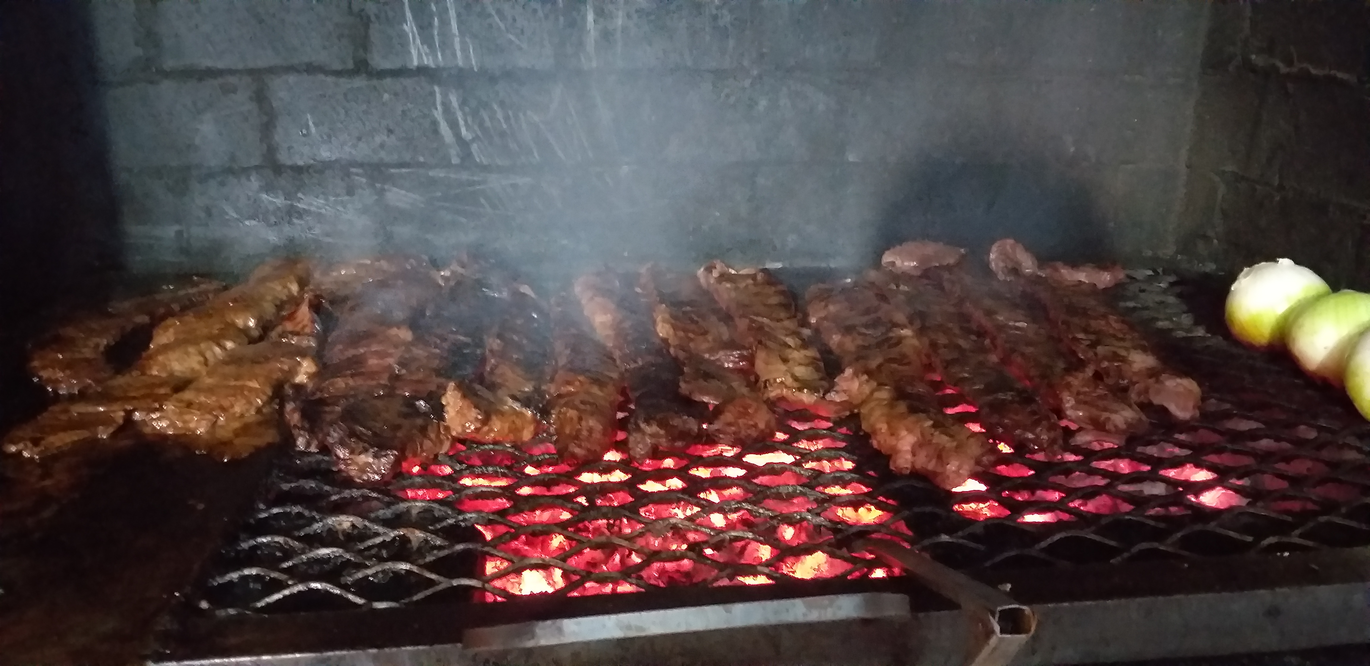 Los Gordos Grill image 7