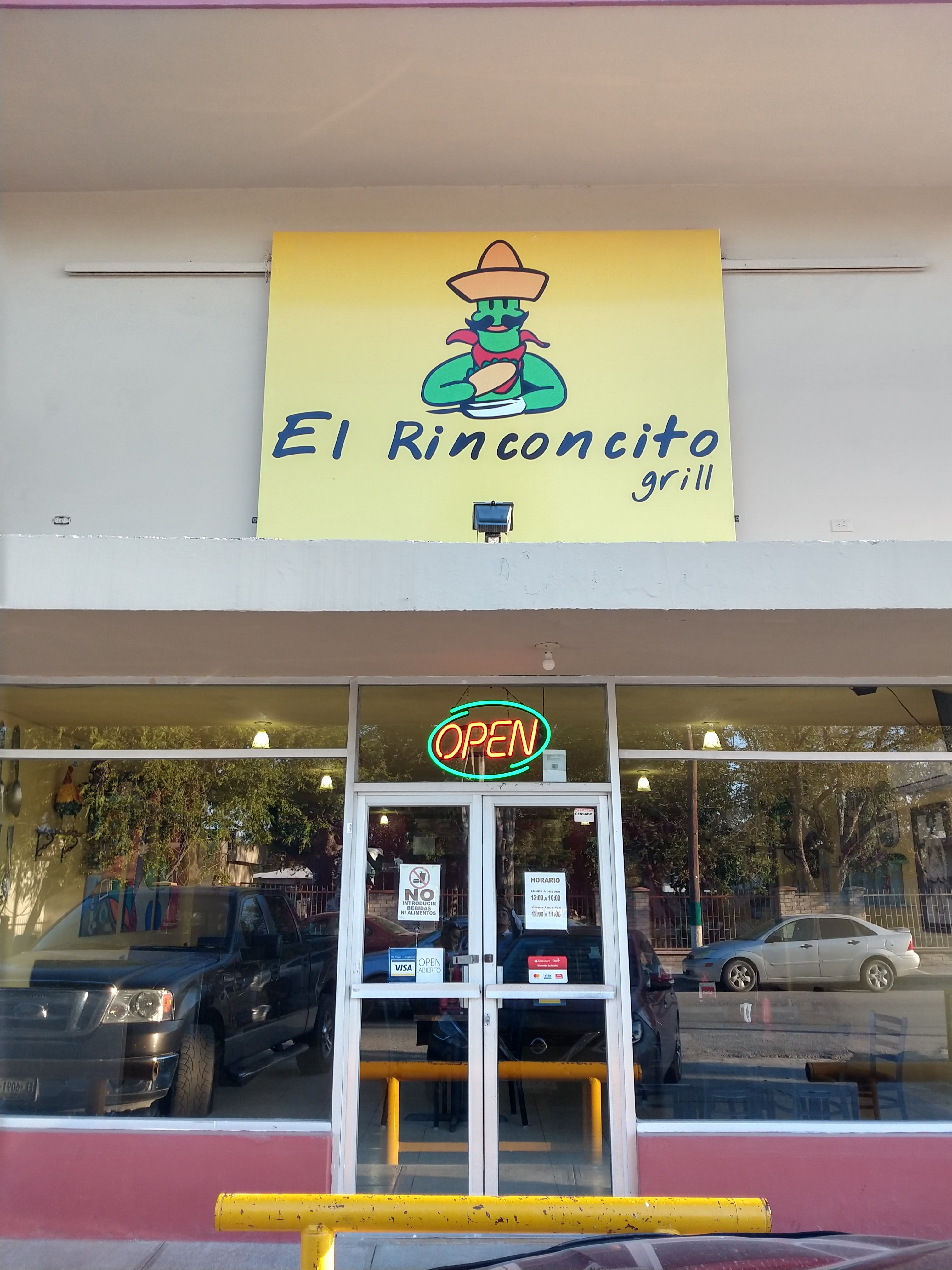 El Rinconcito Grill image 9