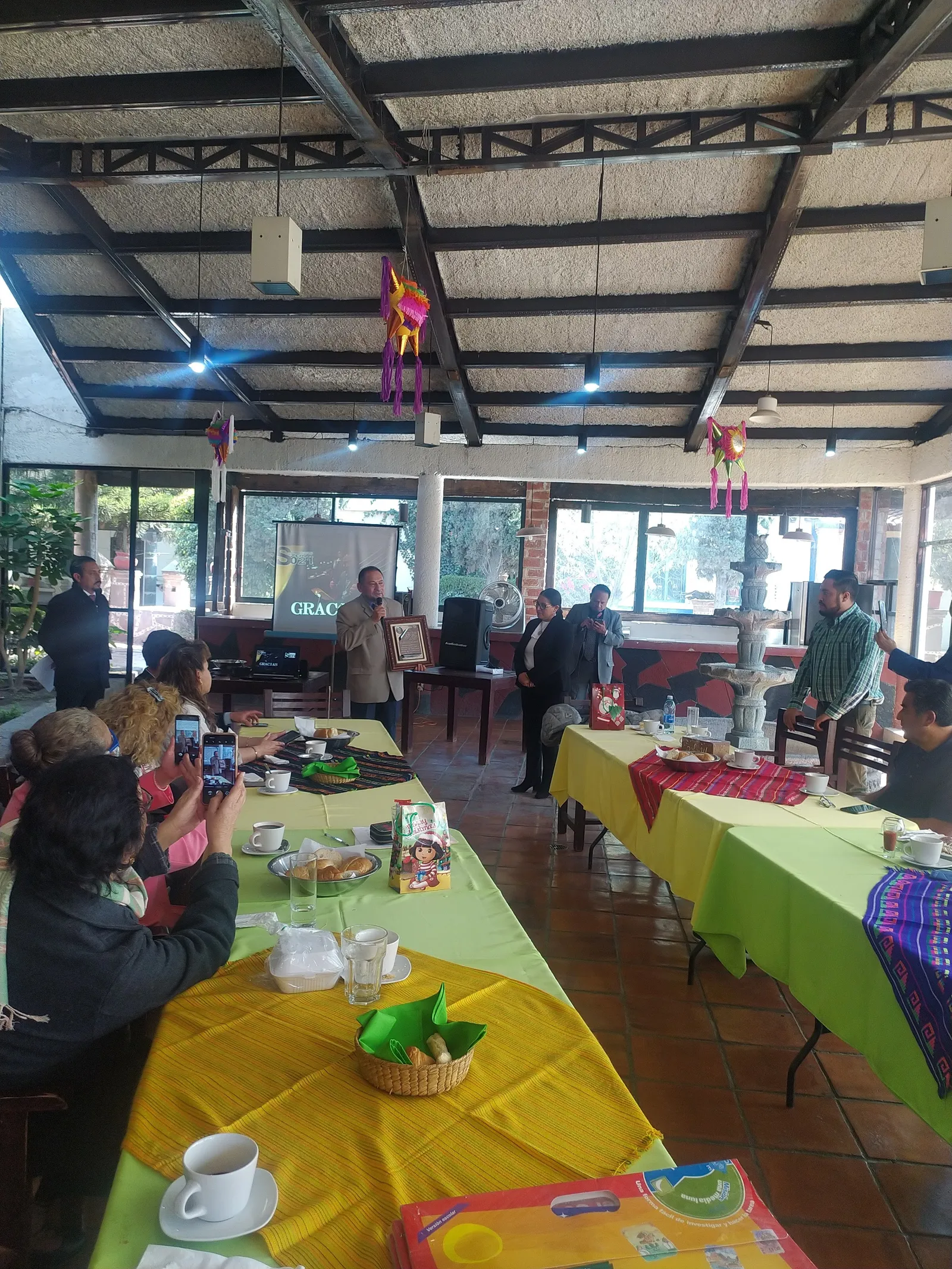 Restaurante El Potrero Venta de Carpio image 1
