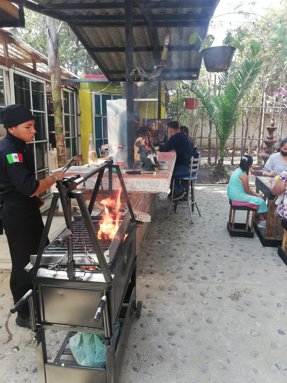 amor eterno restaurante & grill image 1