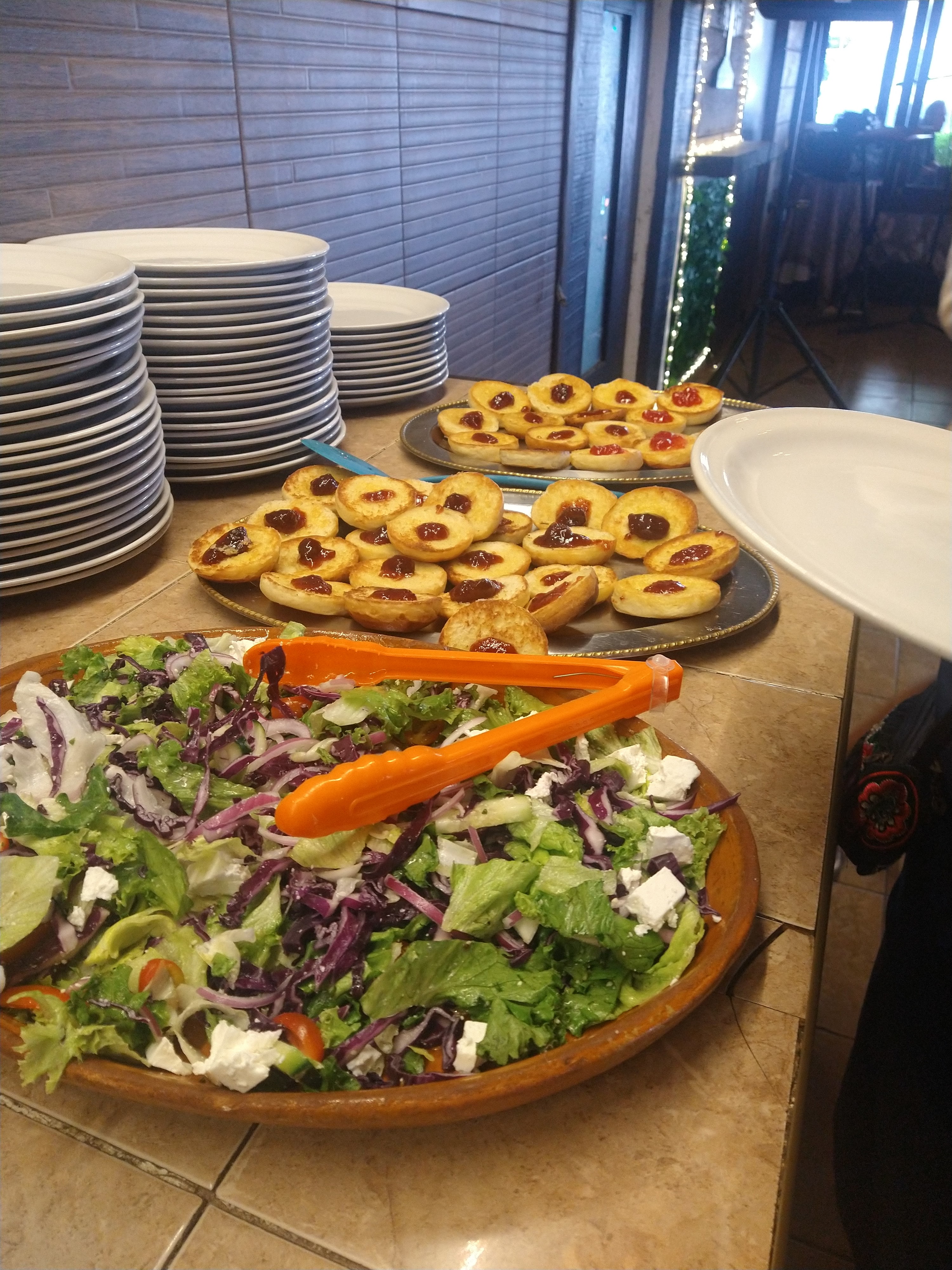 Los Ahuehuetes image 10