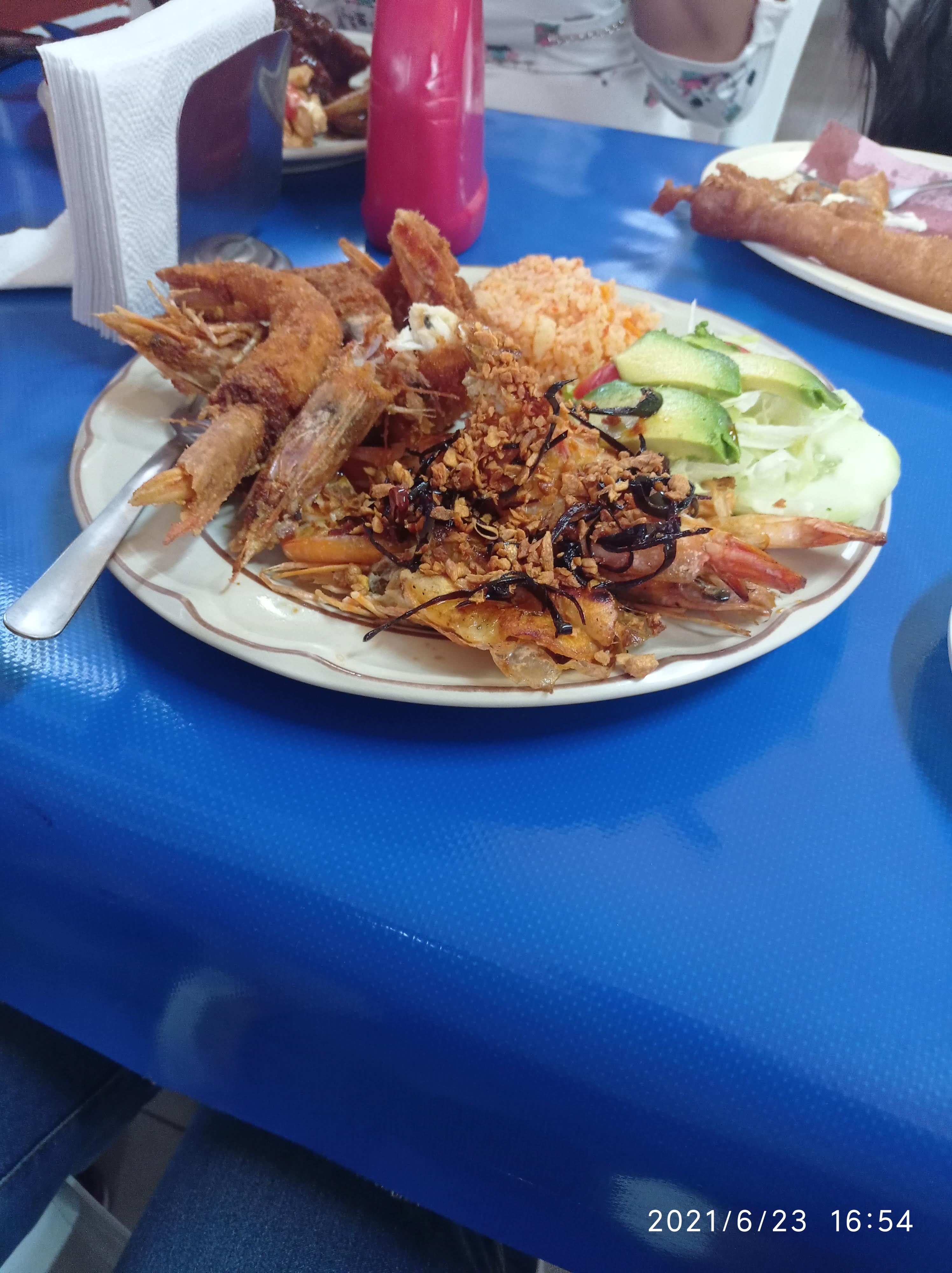 Mariscos shark image 9