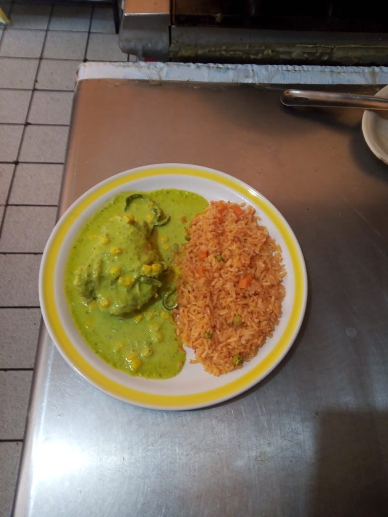 Restaurante la Plaza image 1