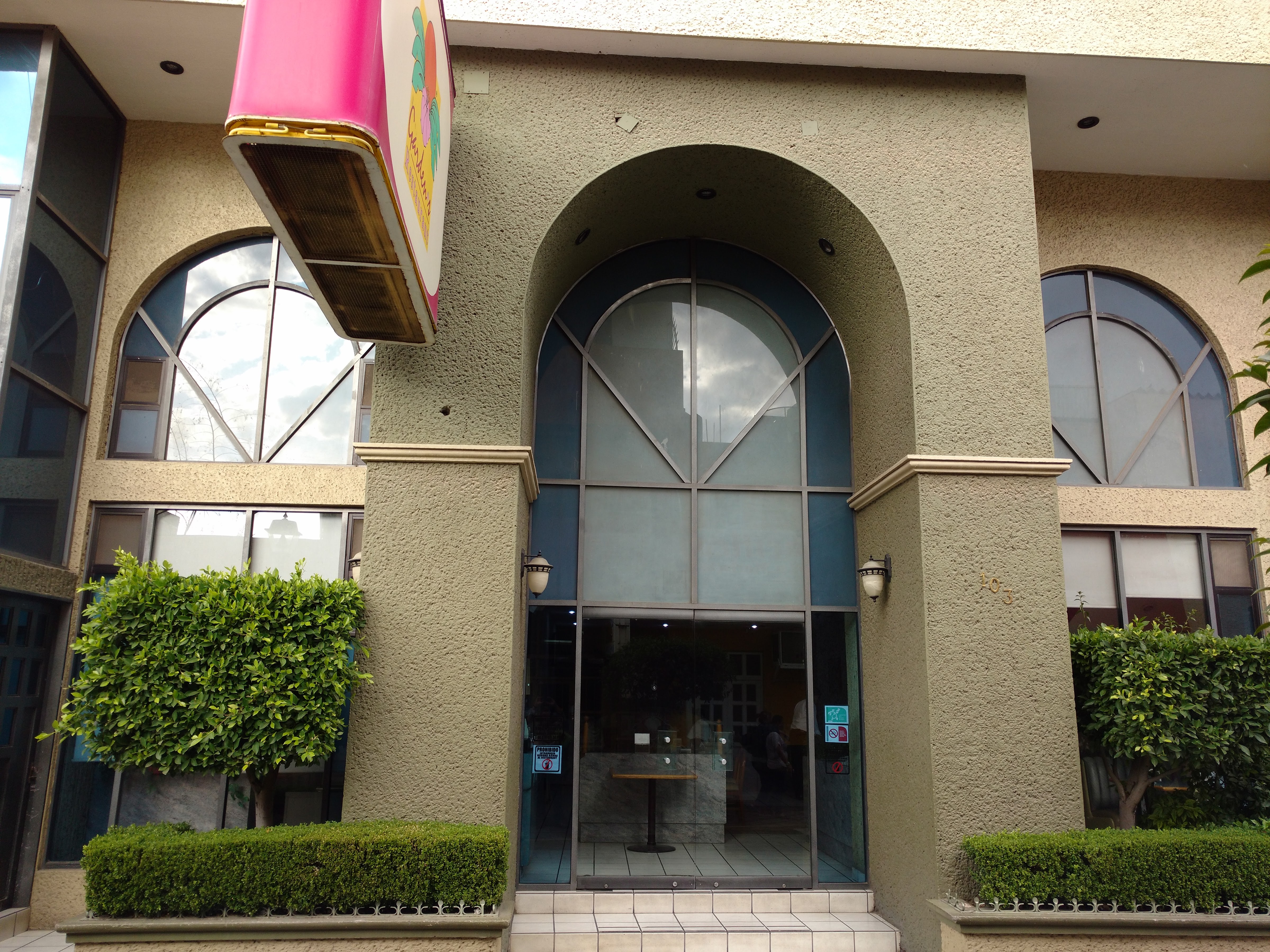 Gardens Restaurant image 9