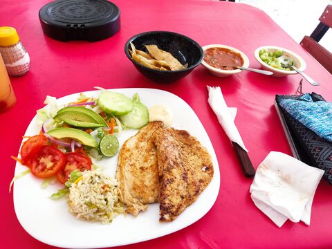 Anfibio Restaurant image 7