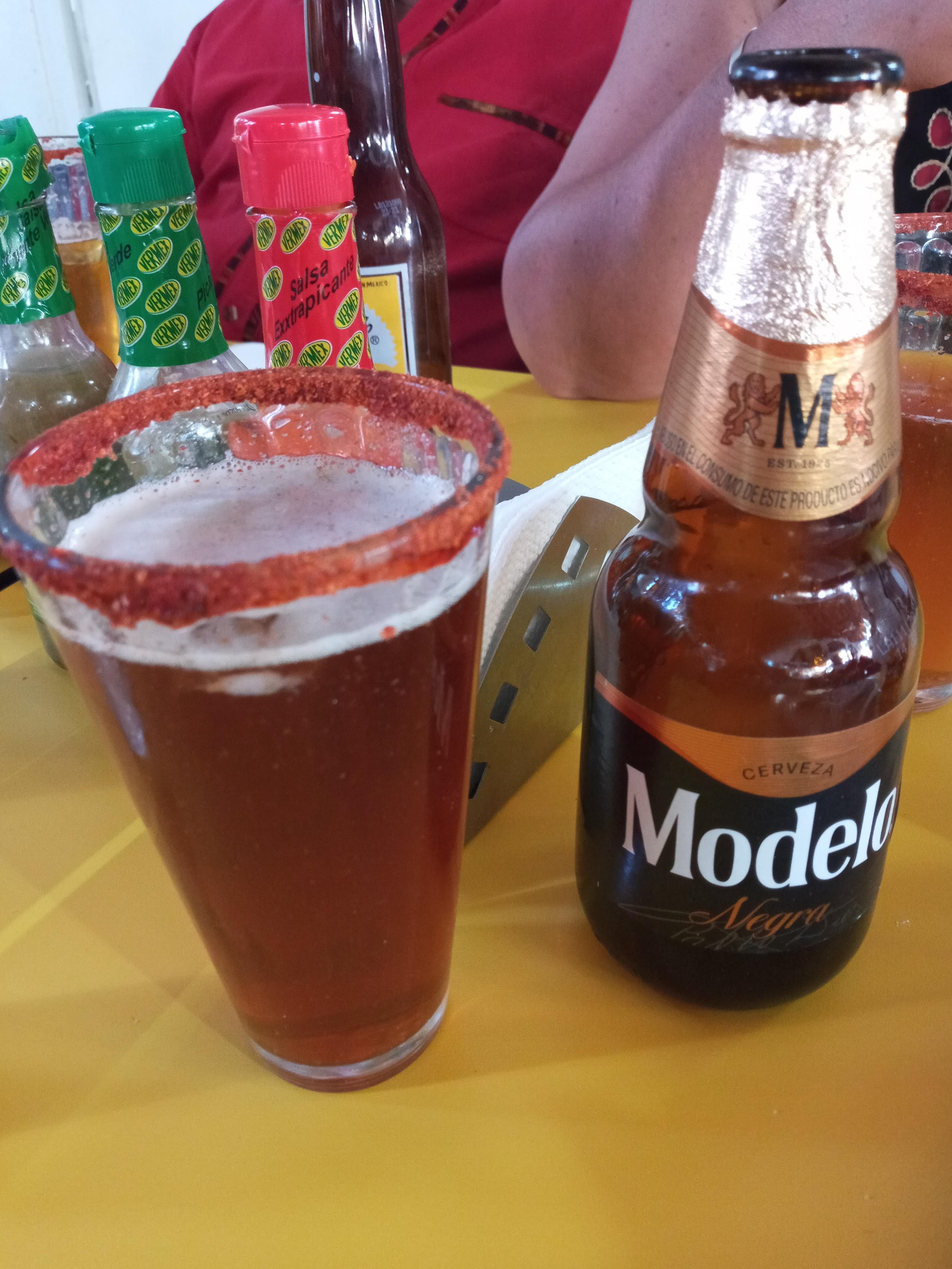 Mariscos "El Paraíso de... El Pescador" image 5