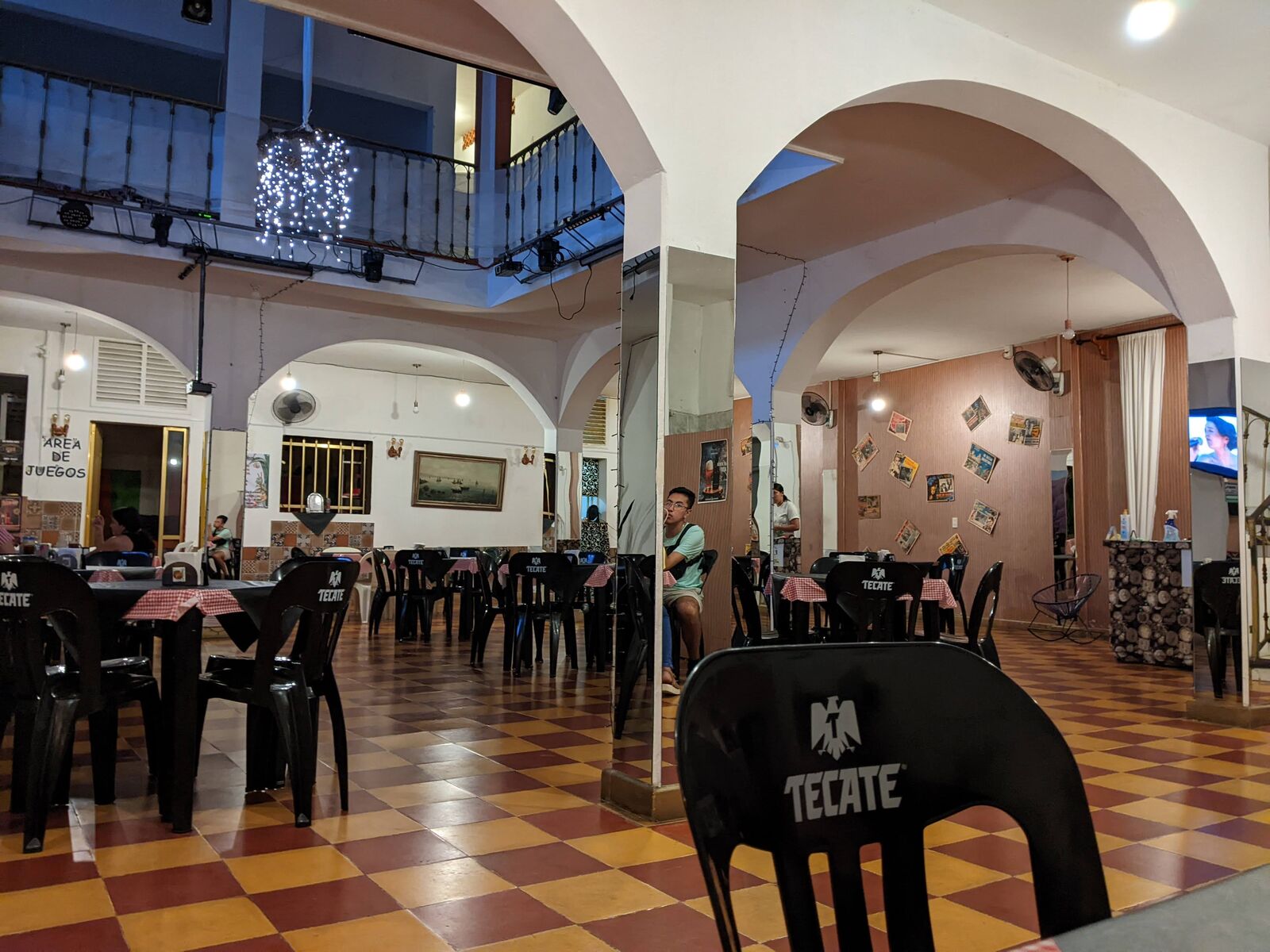 Las alitas de Gus image 1