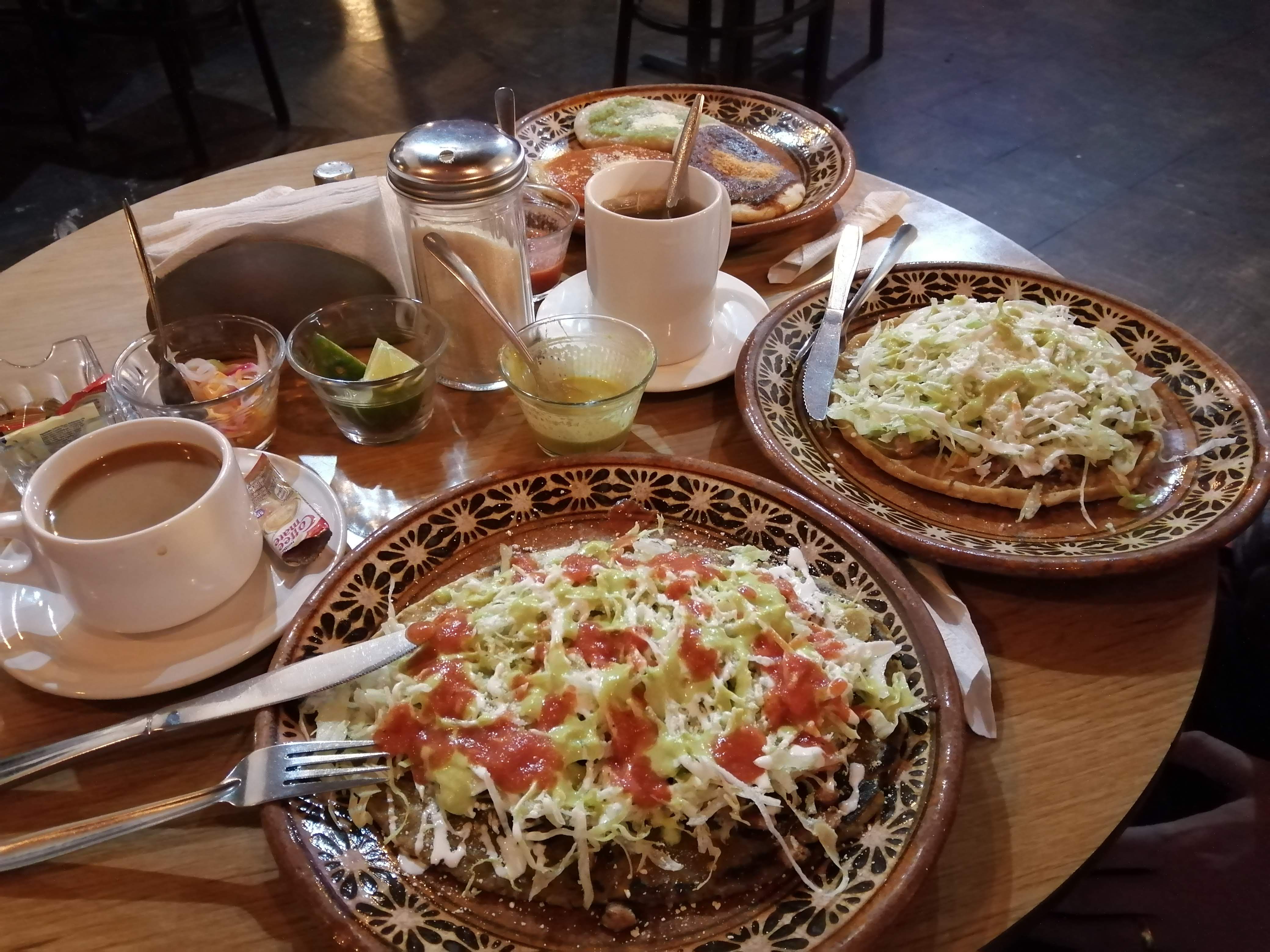 Cristina Restaurante & Taquería Suc. Centro image 2