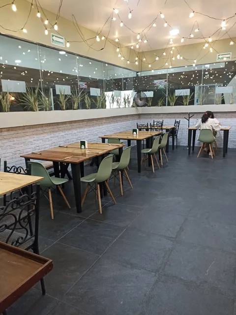 Mon Chou Restaurante image 3