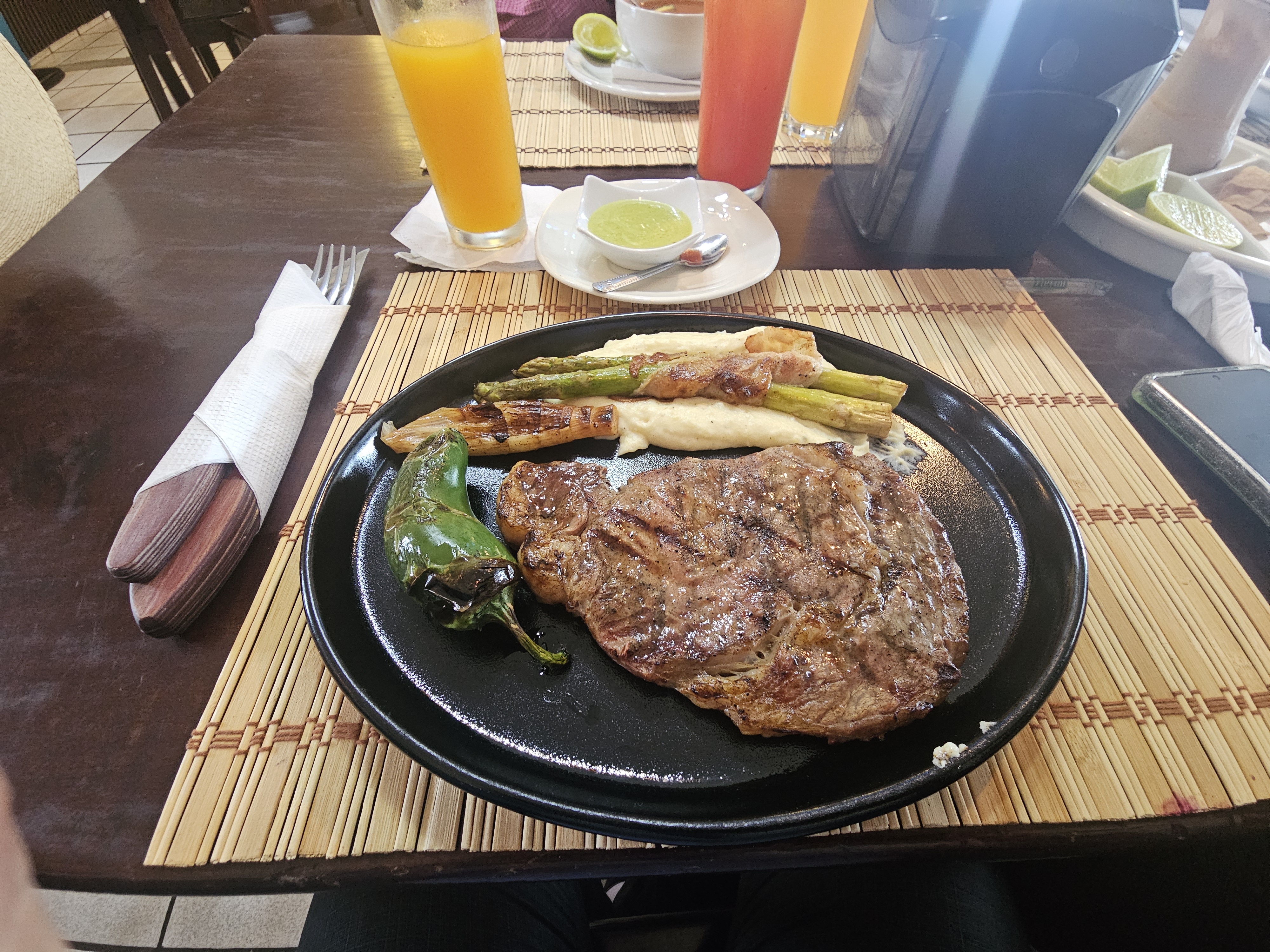 Restaurante D' César y Azucena image 3