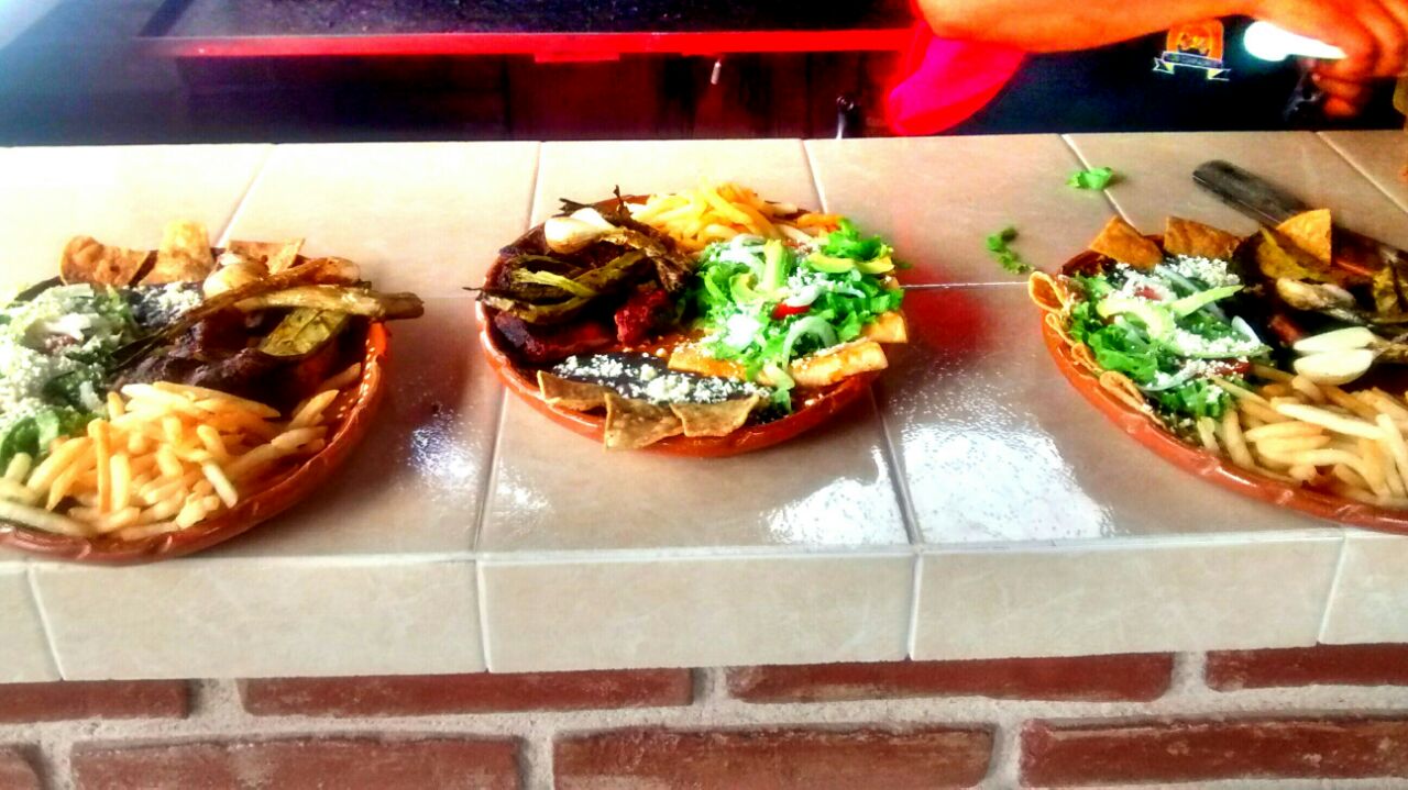 Asadero "Los Compadres" image 2