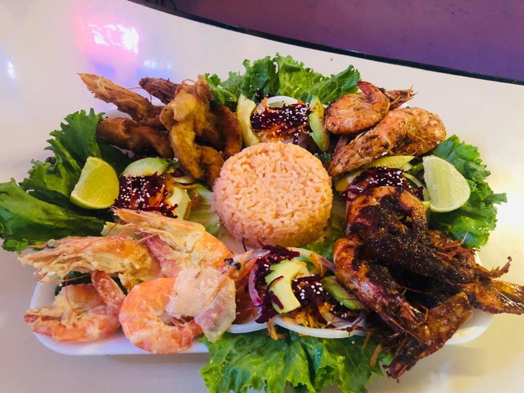 Asadero "Los Compadres" image 7