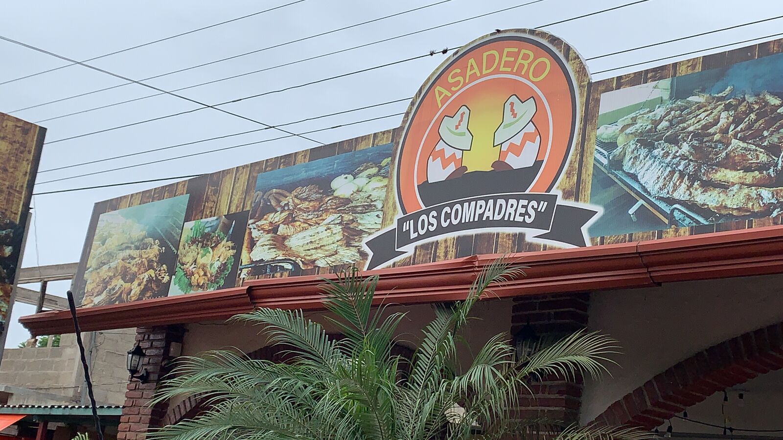 Asadero "Los Compadres" image 10