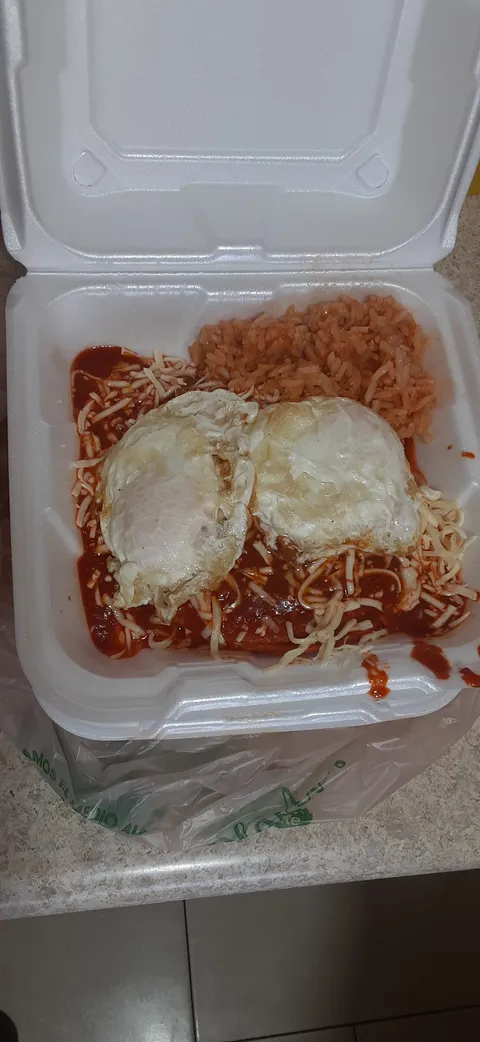 Tortas Chano image 3