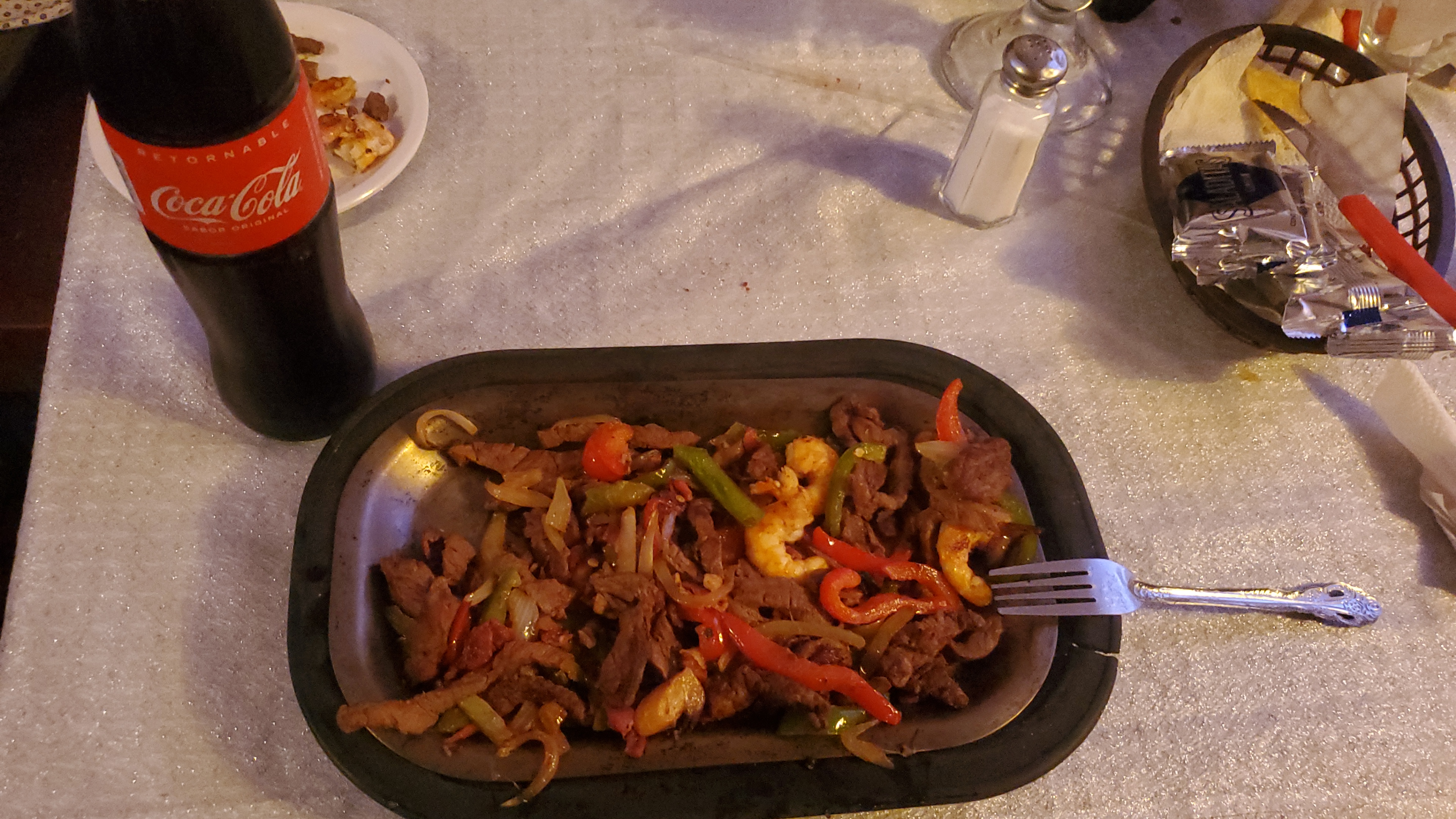 Los Clasicos Restaurant image 2