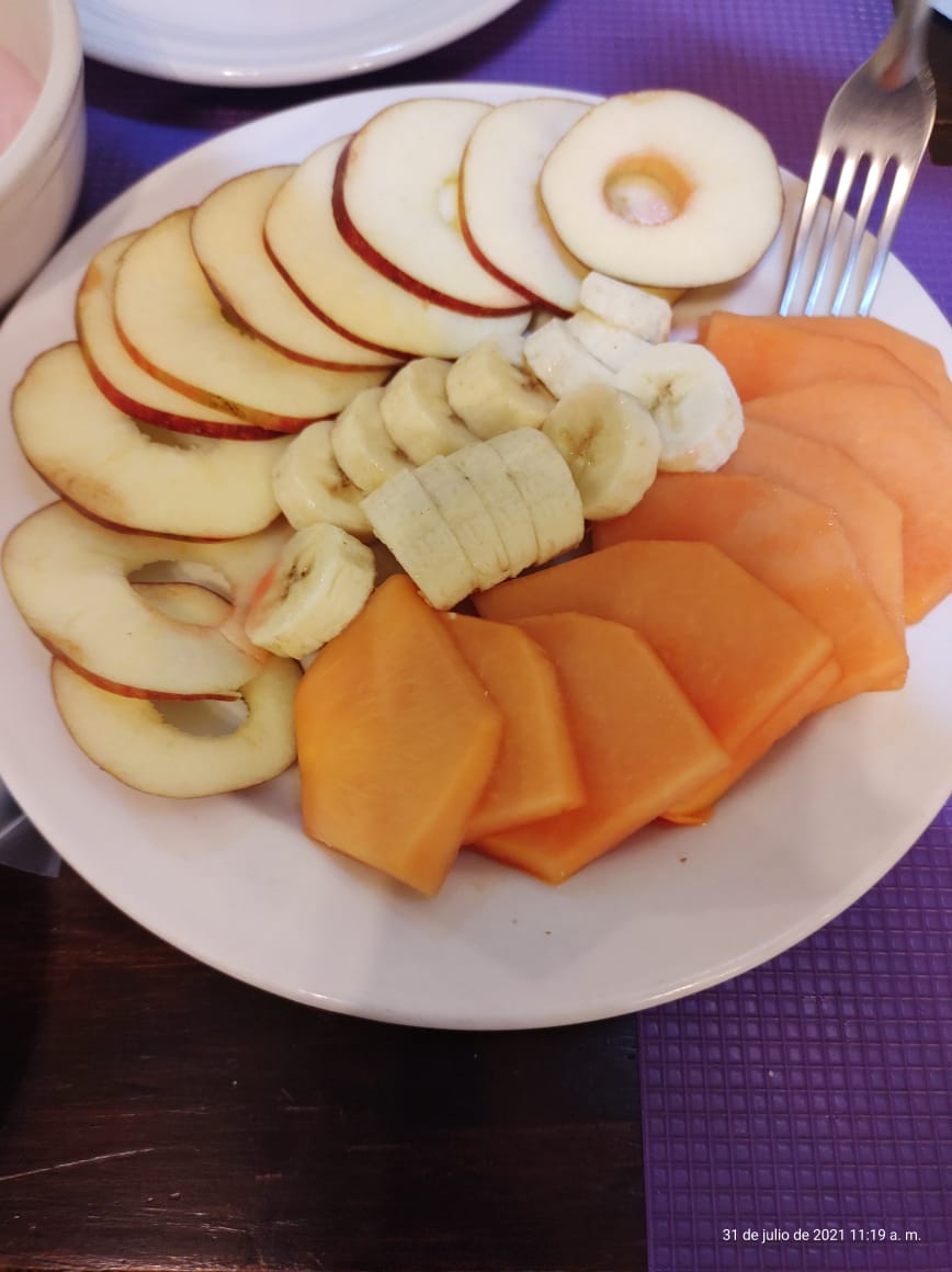 Salón - Restaurante Variedades image 10