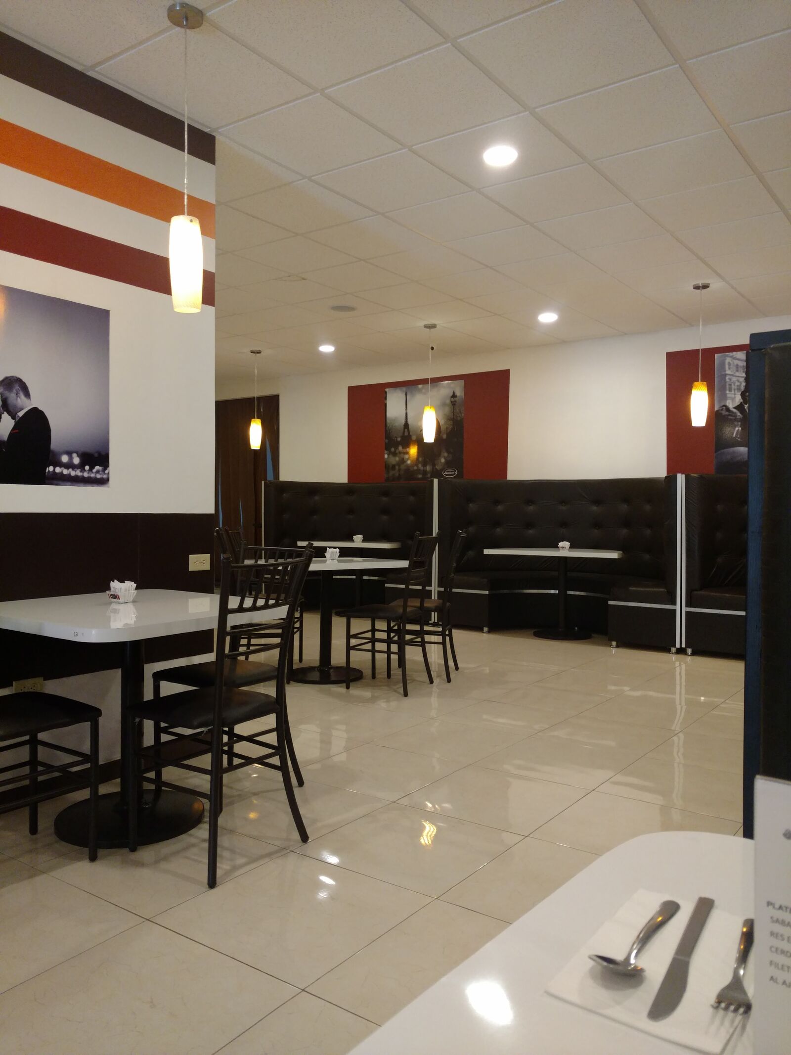 LUCIANO'S image 3