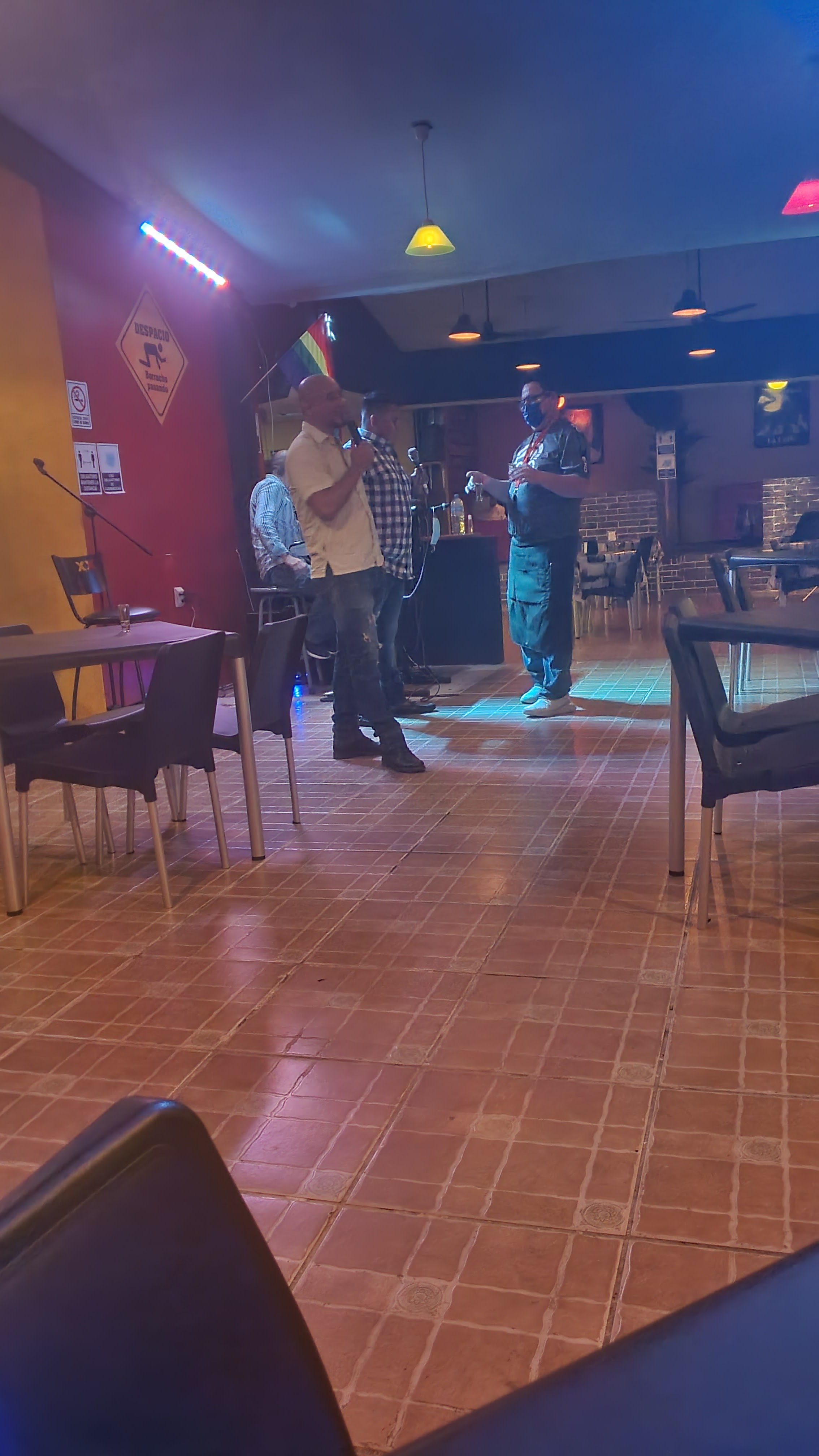 La Calle Restaurant-Bar image 4