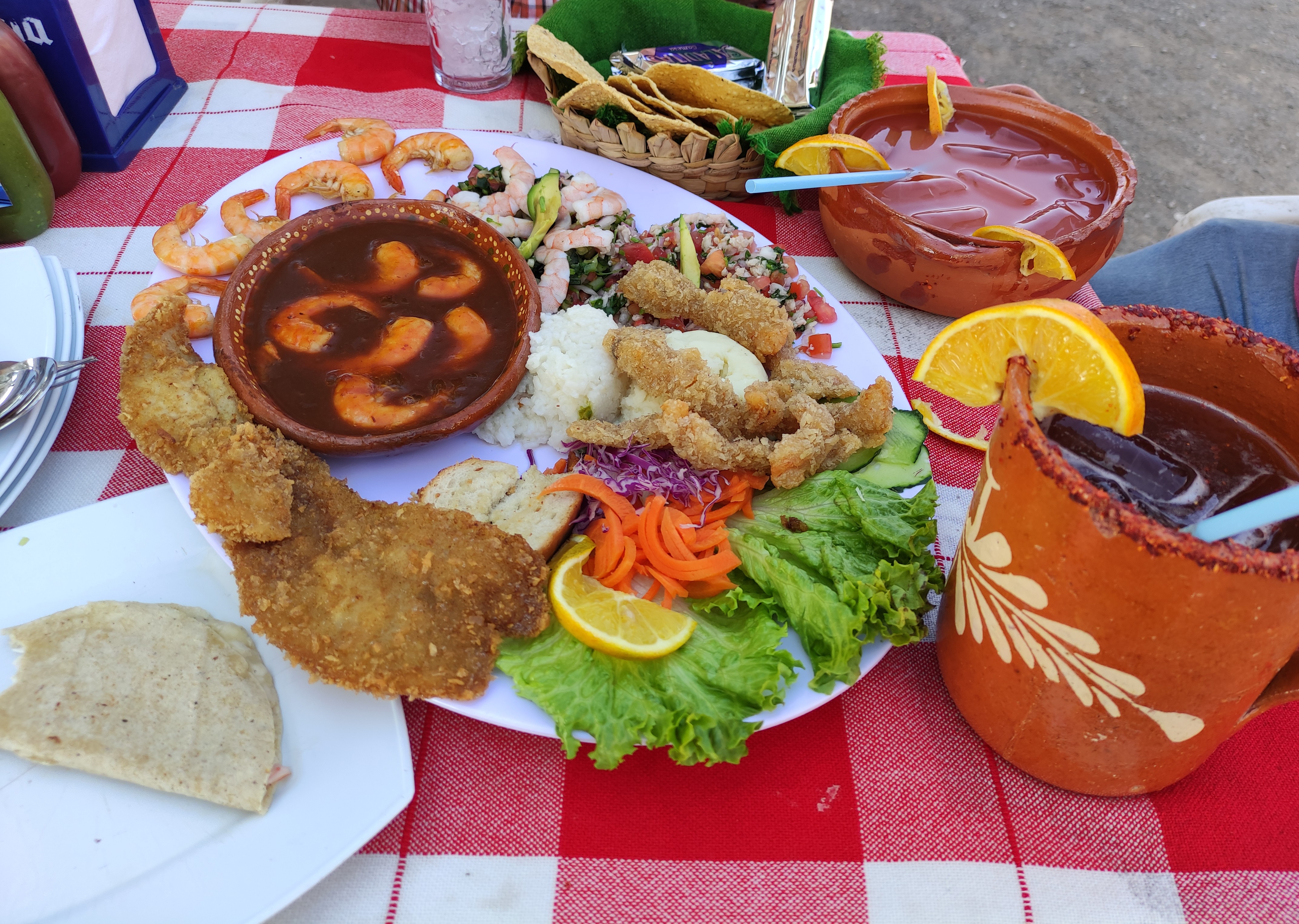 Restaurant 3 Reyes de Cajititlán image 2