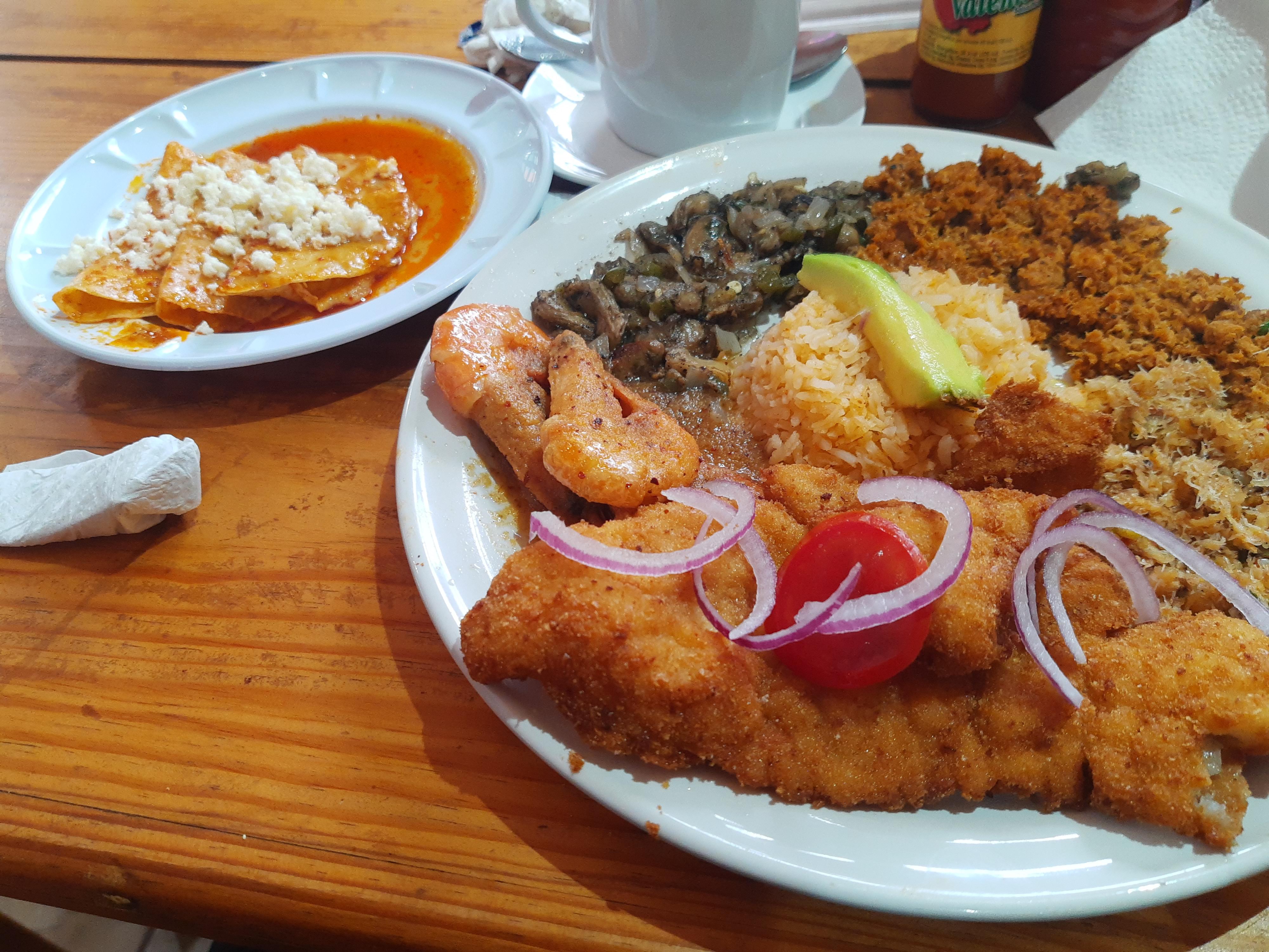 REST. VERACRUZANO SUC NARANJOS image 4