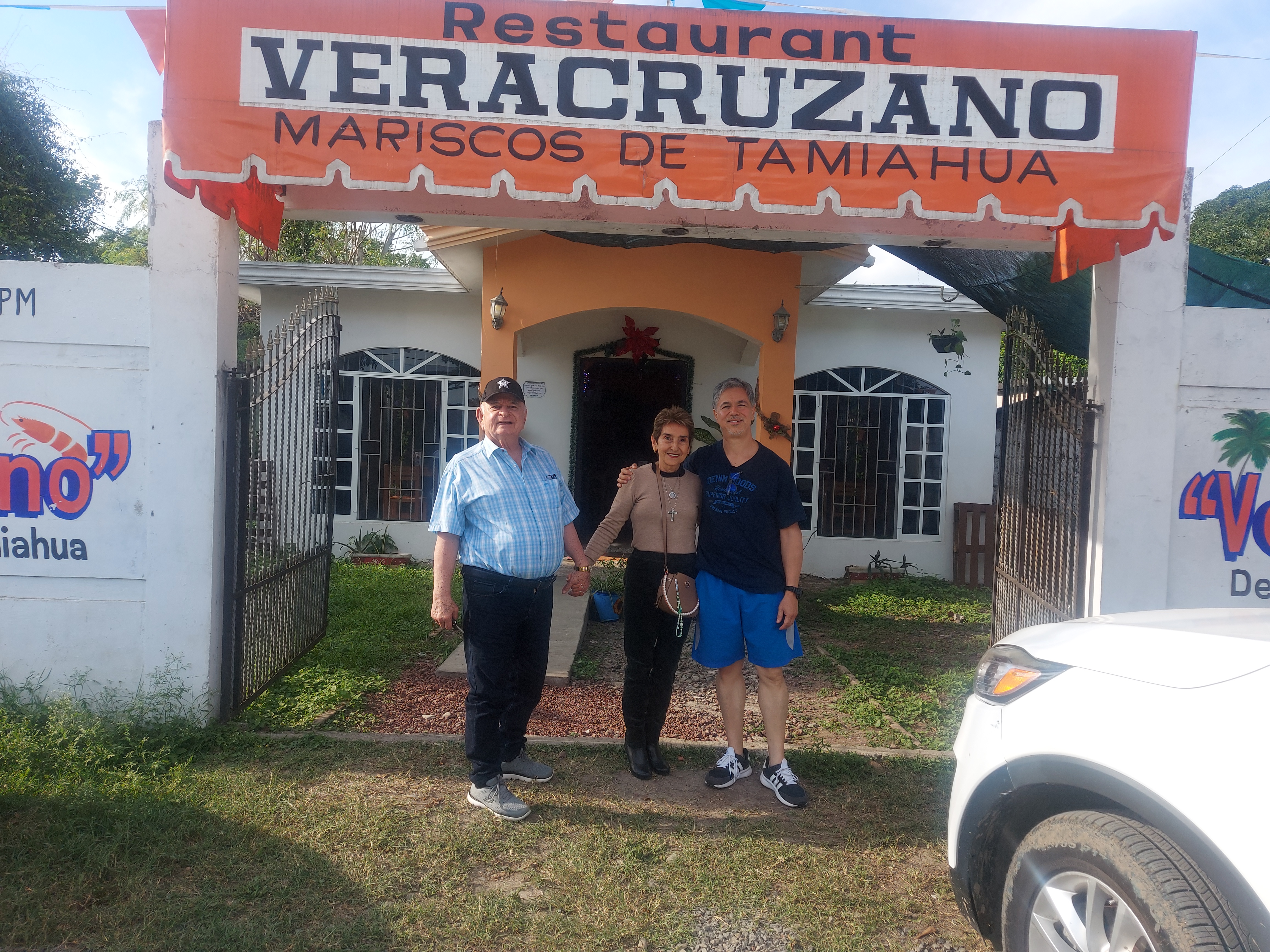 REST. VERACRUZANO SUC NARANJOS image 7