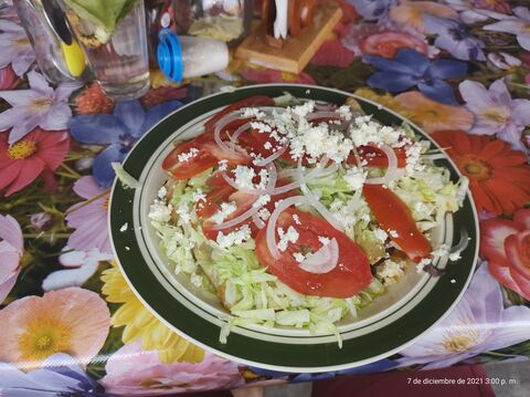 Comedor doña neri image 2