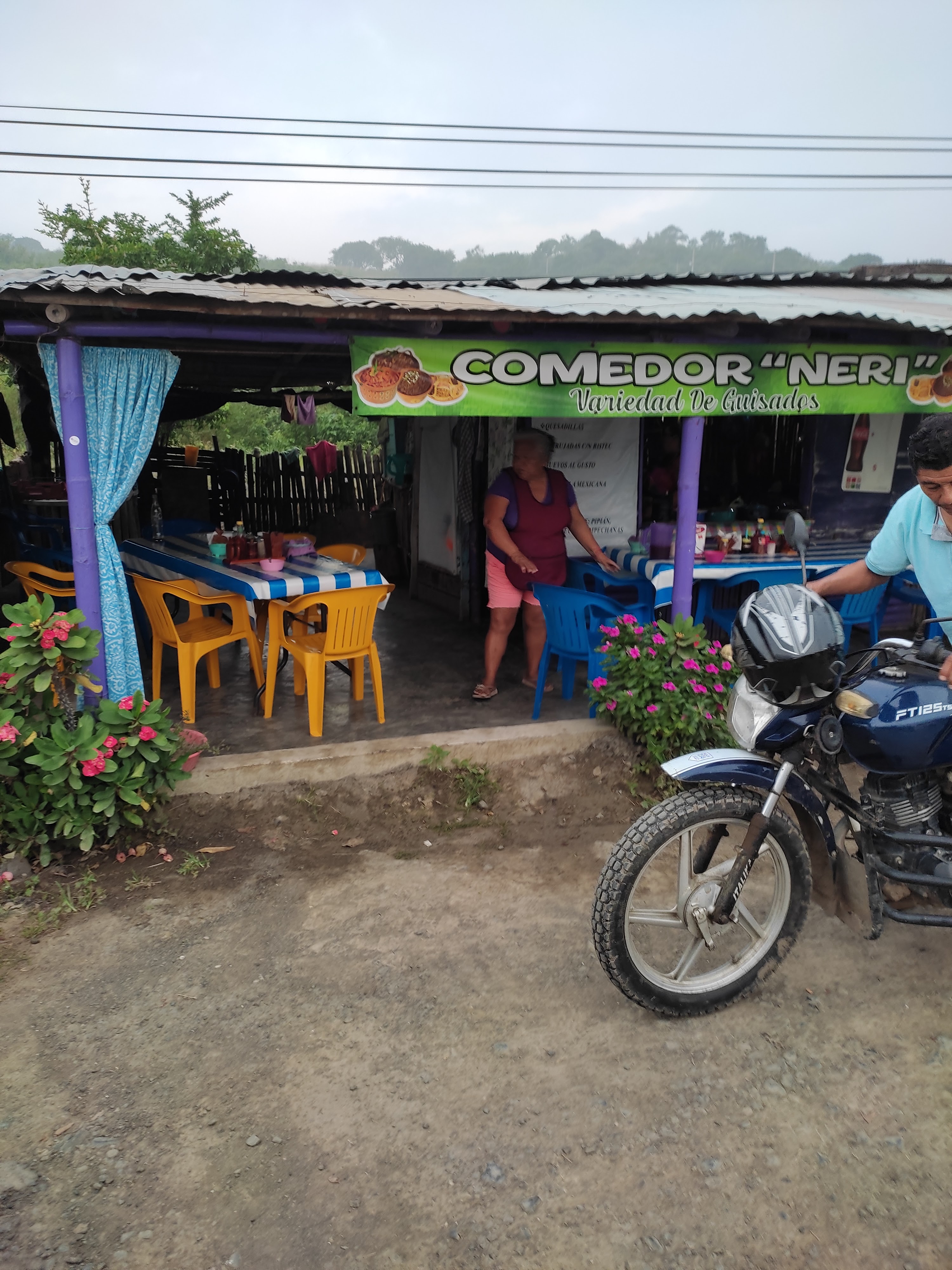 Comedor doña neri image 5