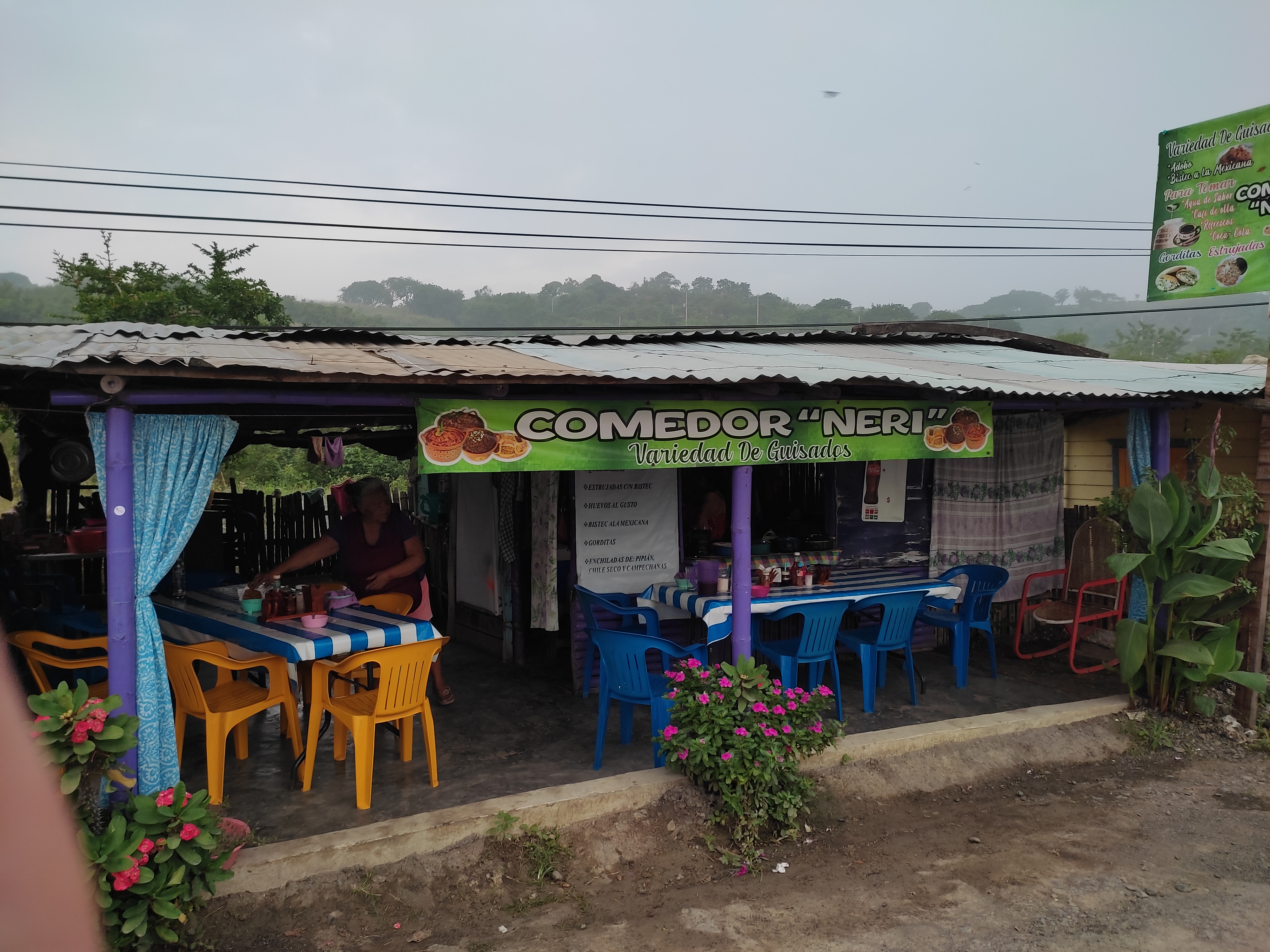 Comedor doña neri image 6