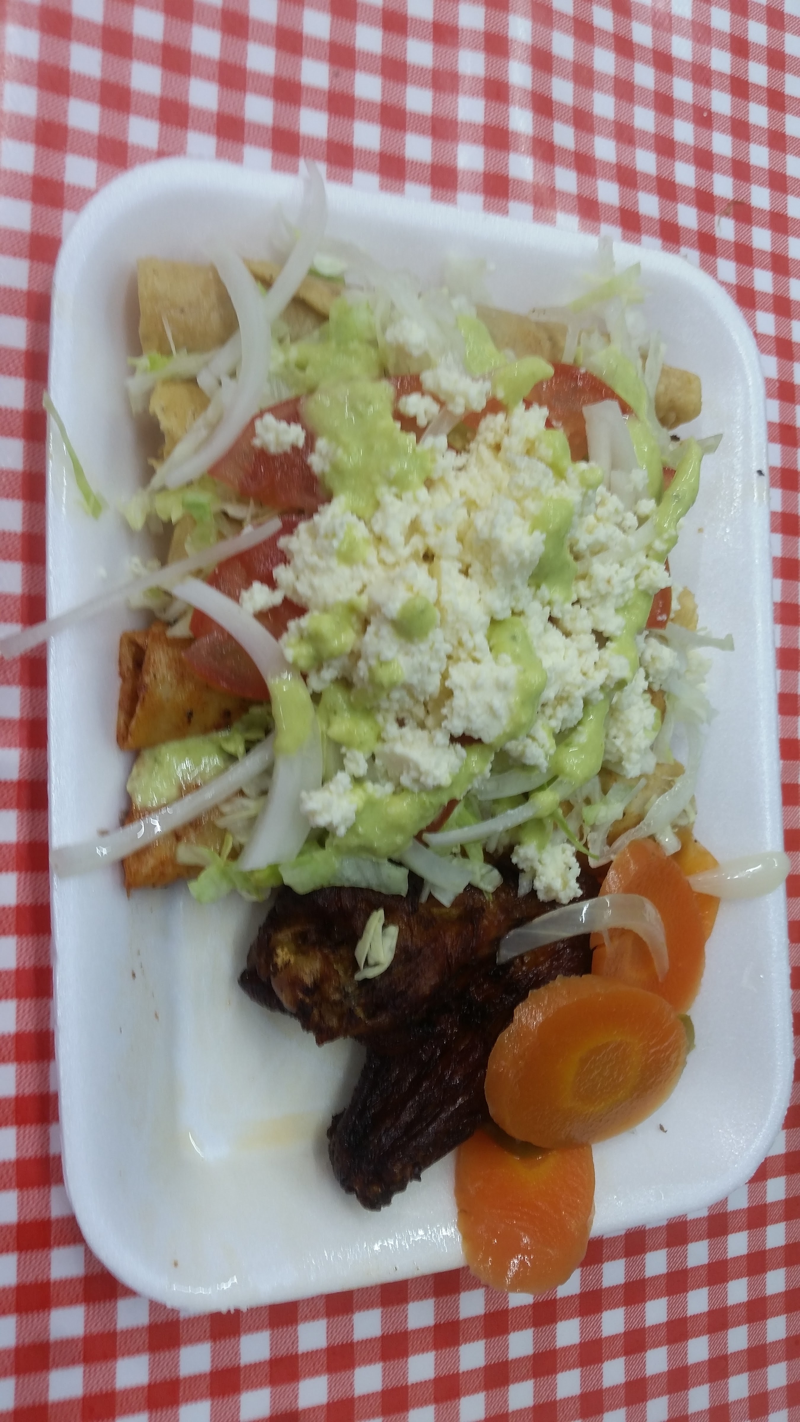 Antojitos Mexicanos "El Arbolito" image 2