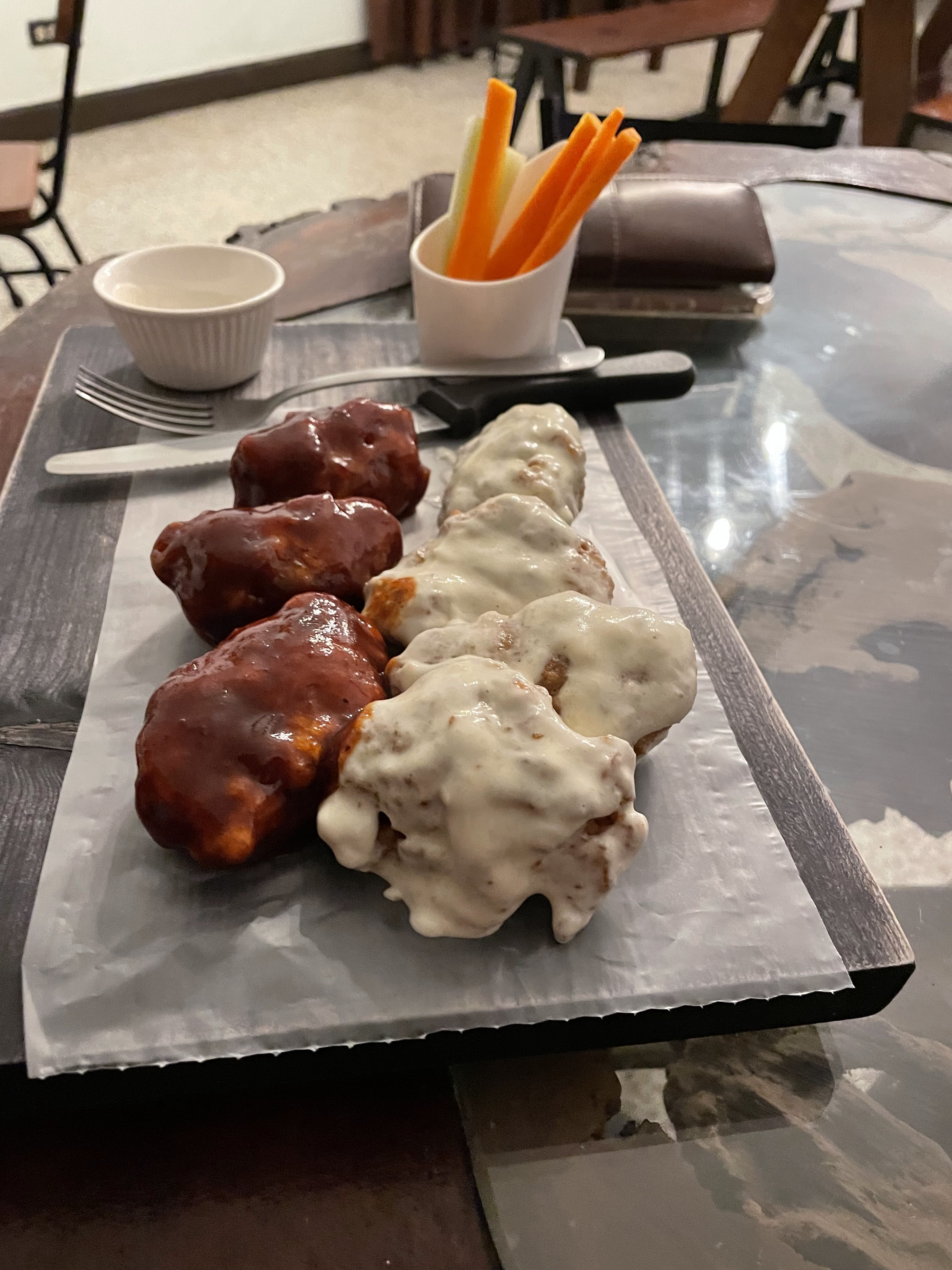 Alitas & Boneless Express image 2