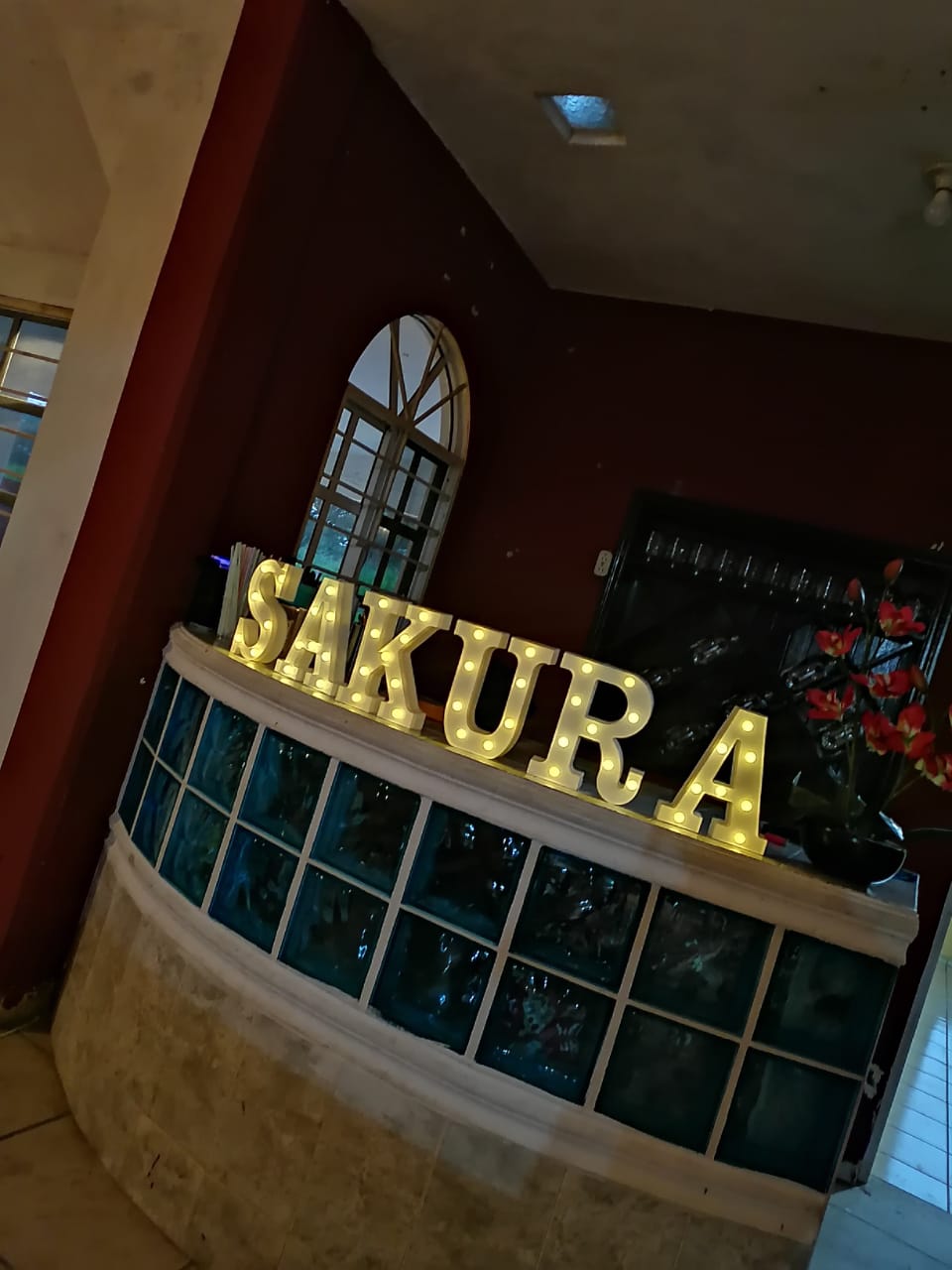 Sakura sushi naranjos image 5