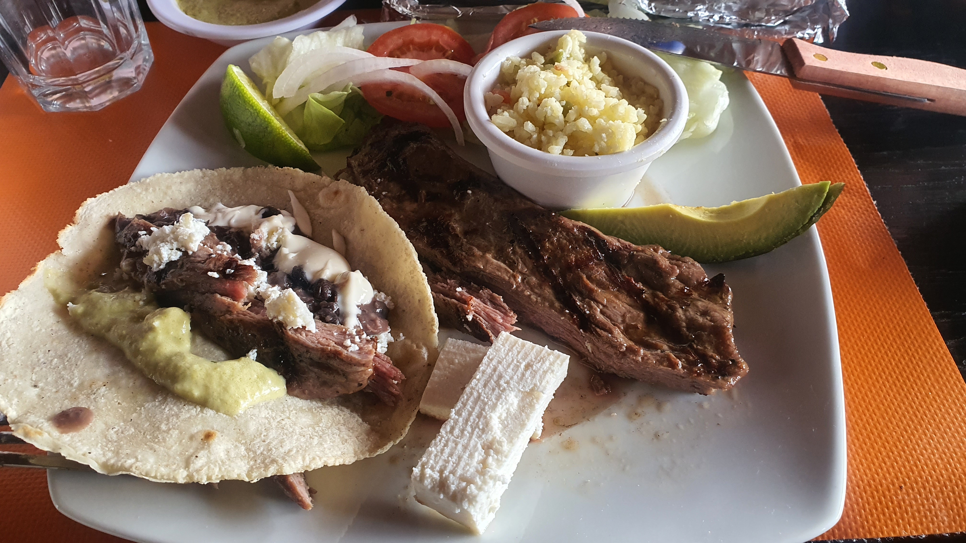 Restaurante campestre "El salto" image 1