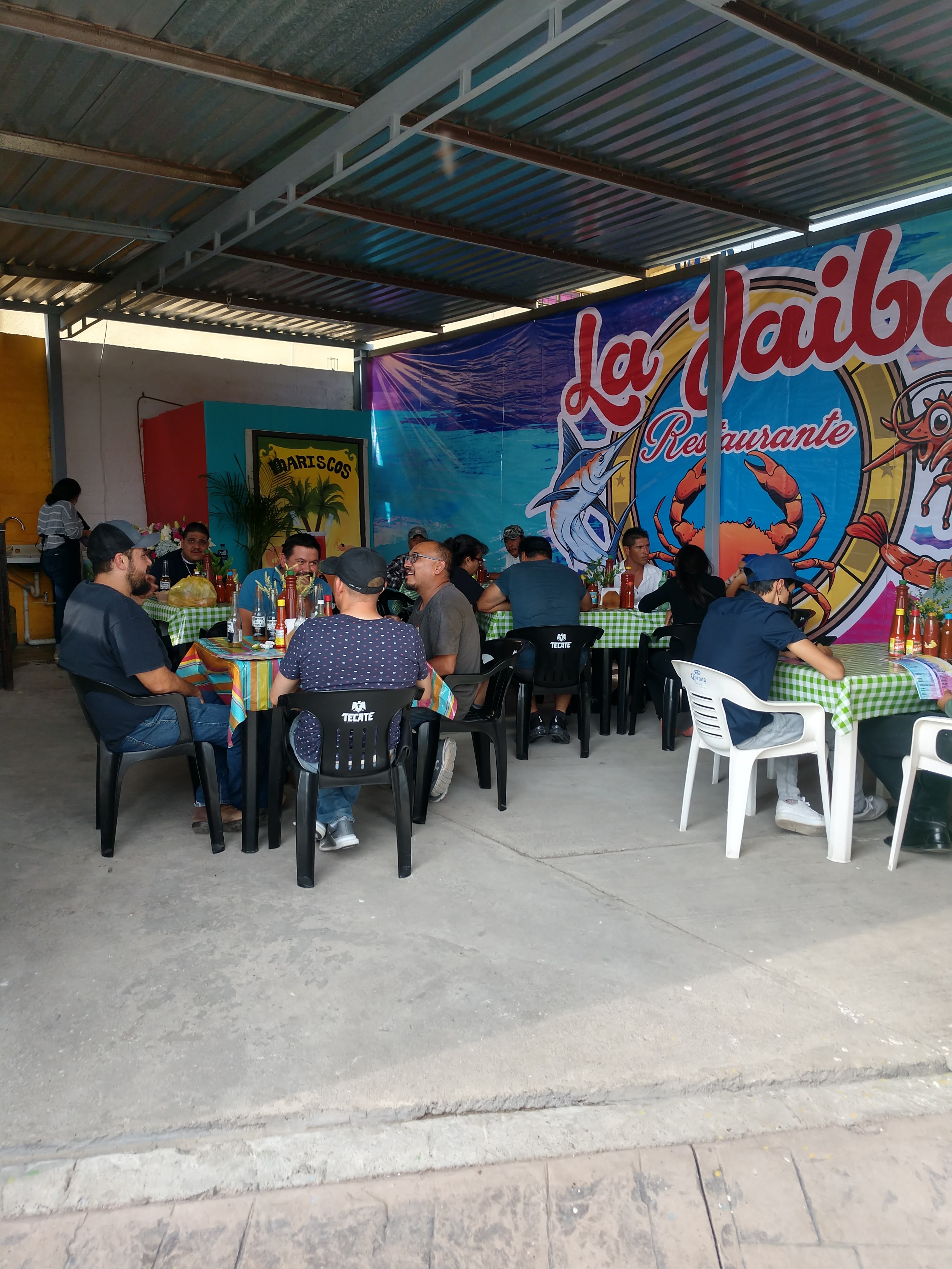 Jaiba mariscos bar image 4