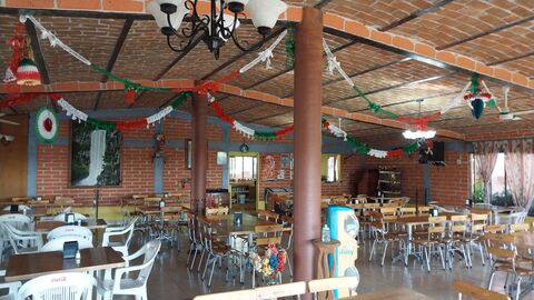 La Cascada Restaurant image 4