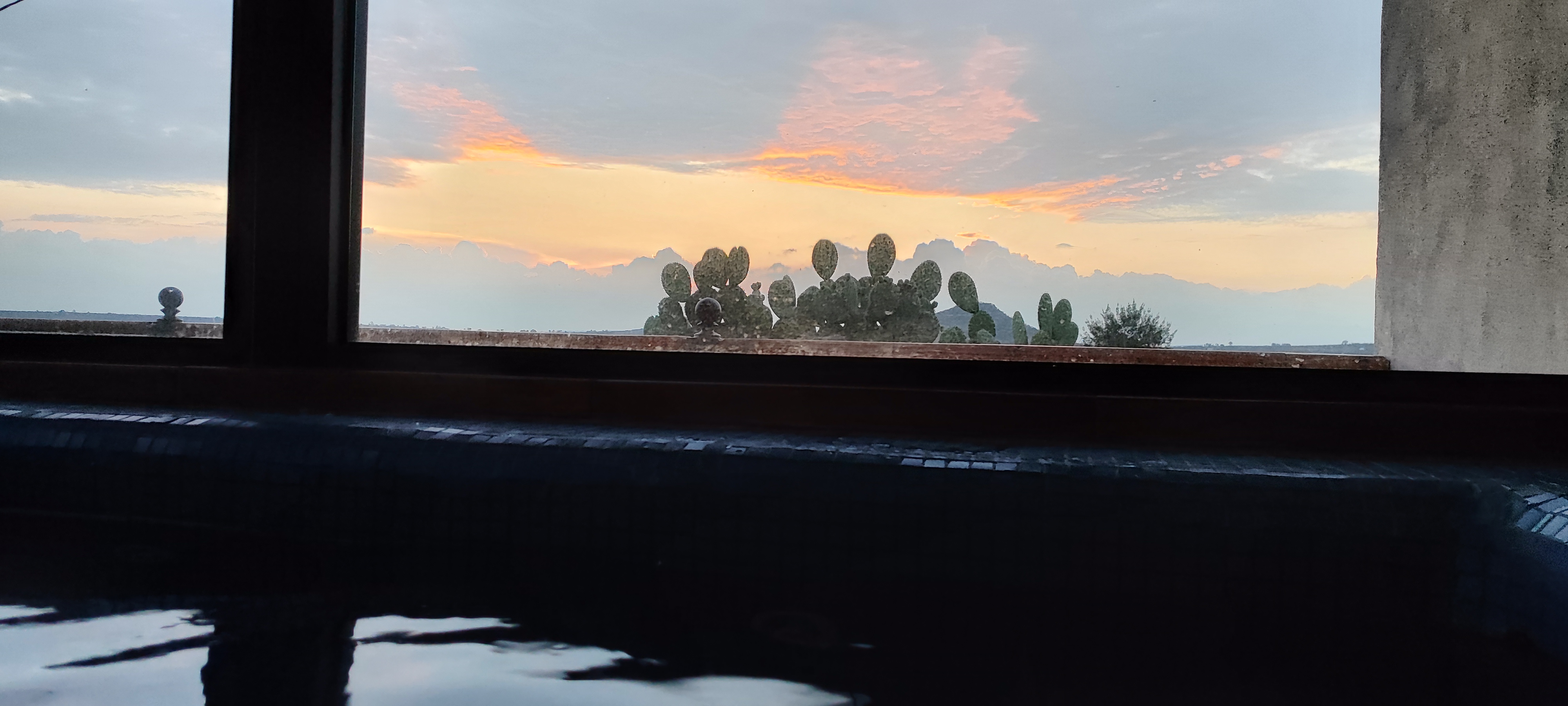 La Cascada Restaurant image 10