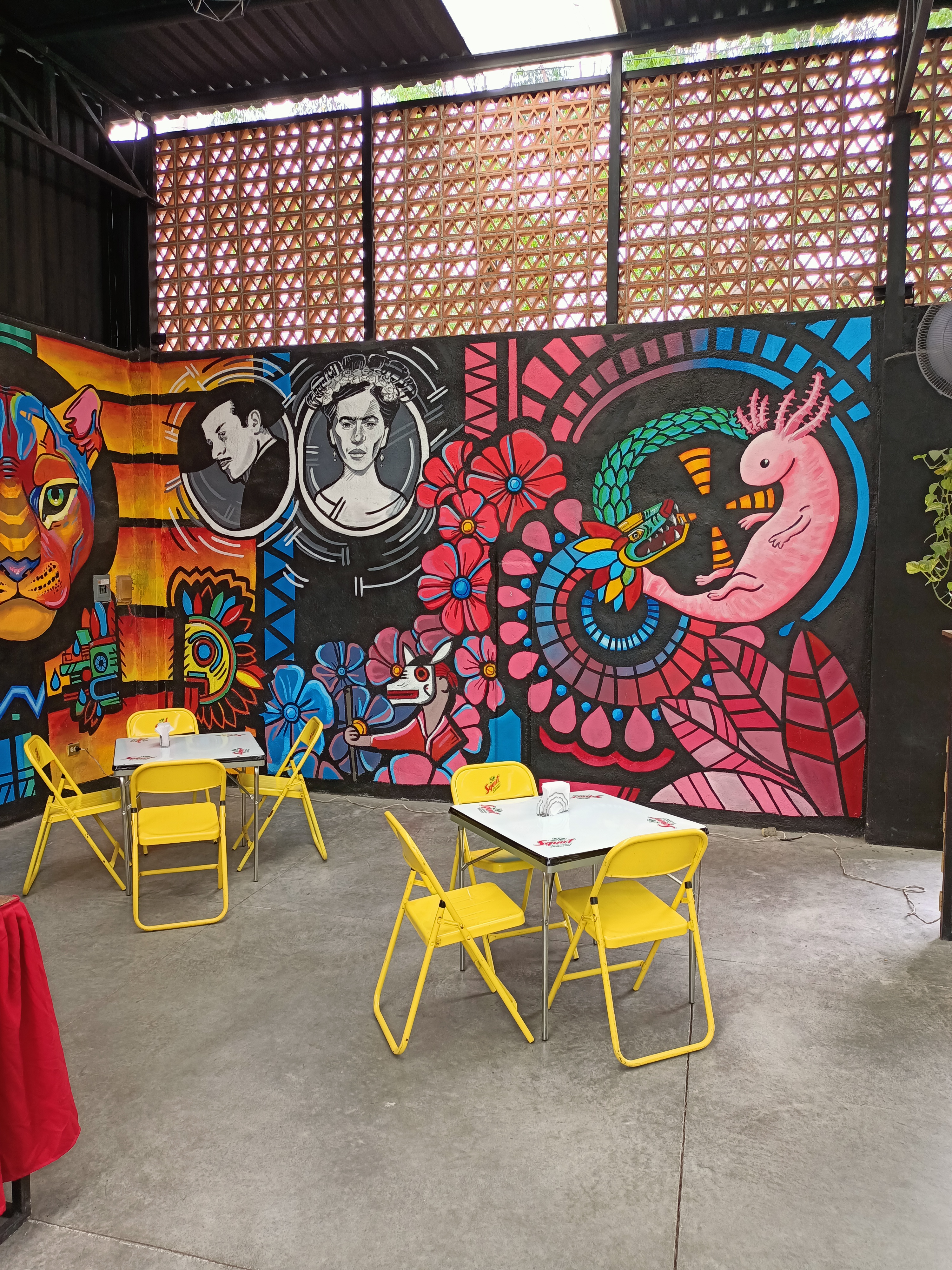 Restaurante Doña Lucha Show Center image 1