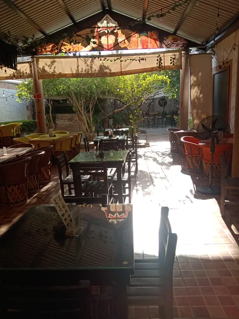 Wicho's Restaurante Bar image 1