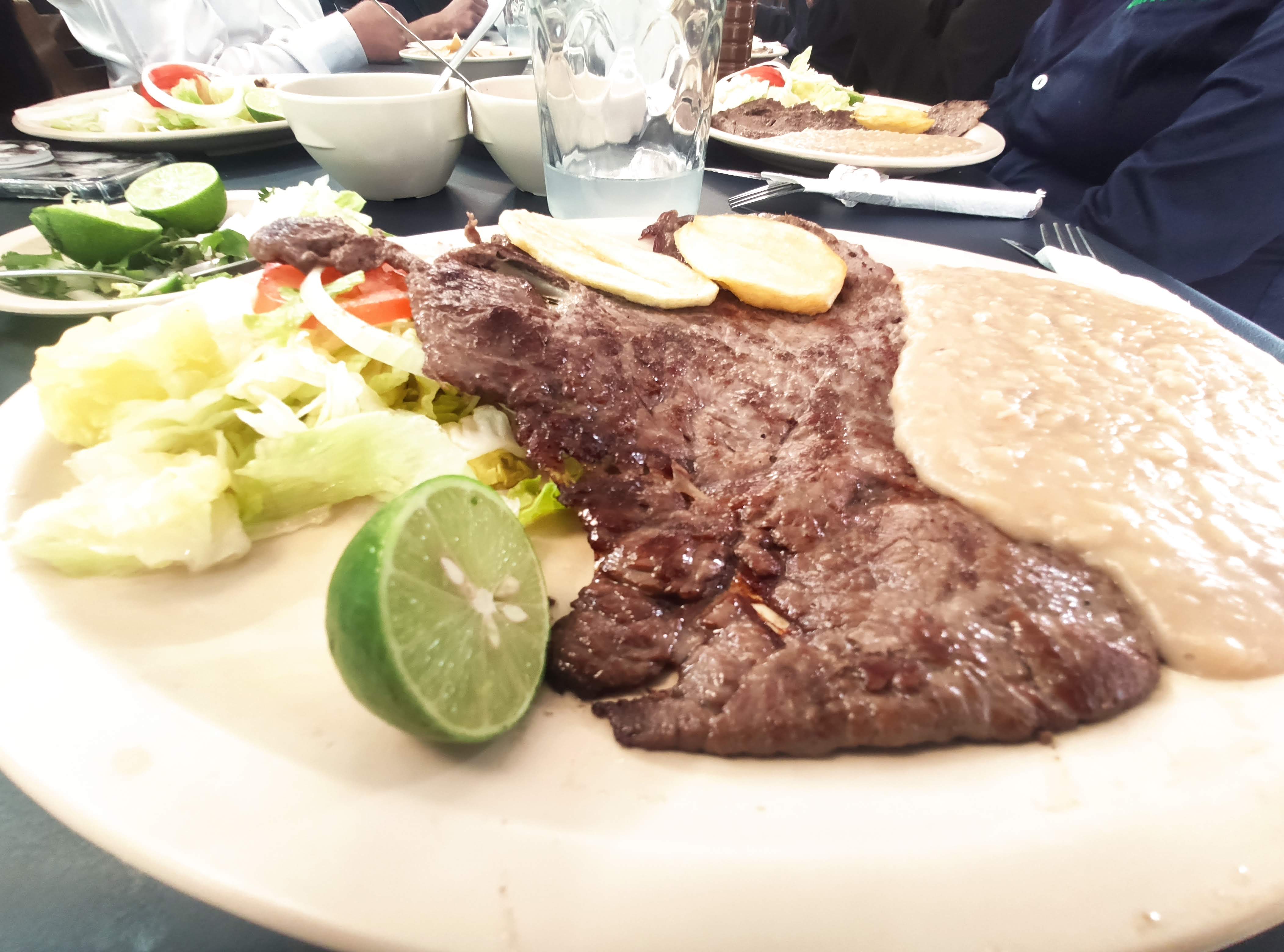 Restaurante el cazador image 6