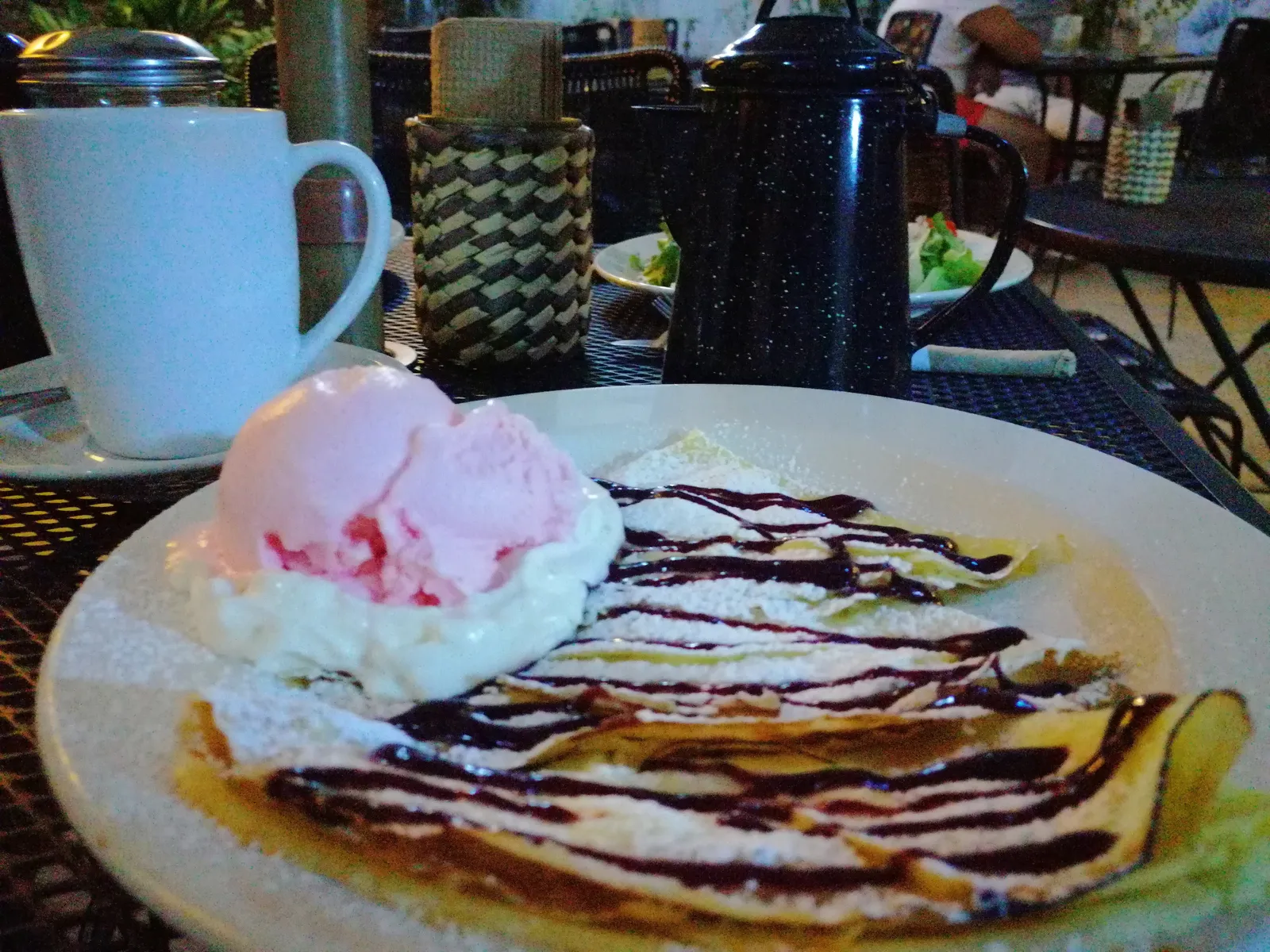 Caffe Latte image 8