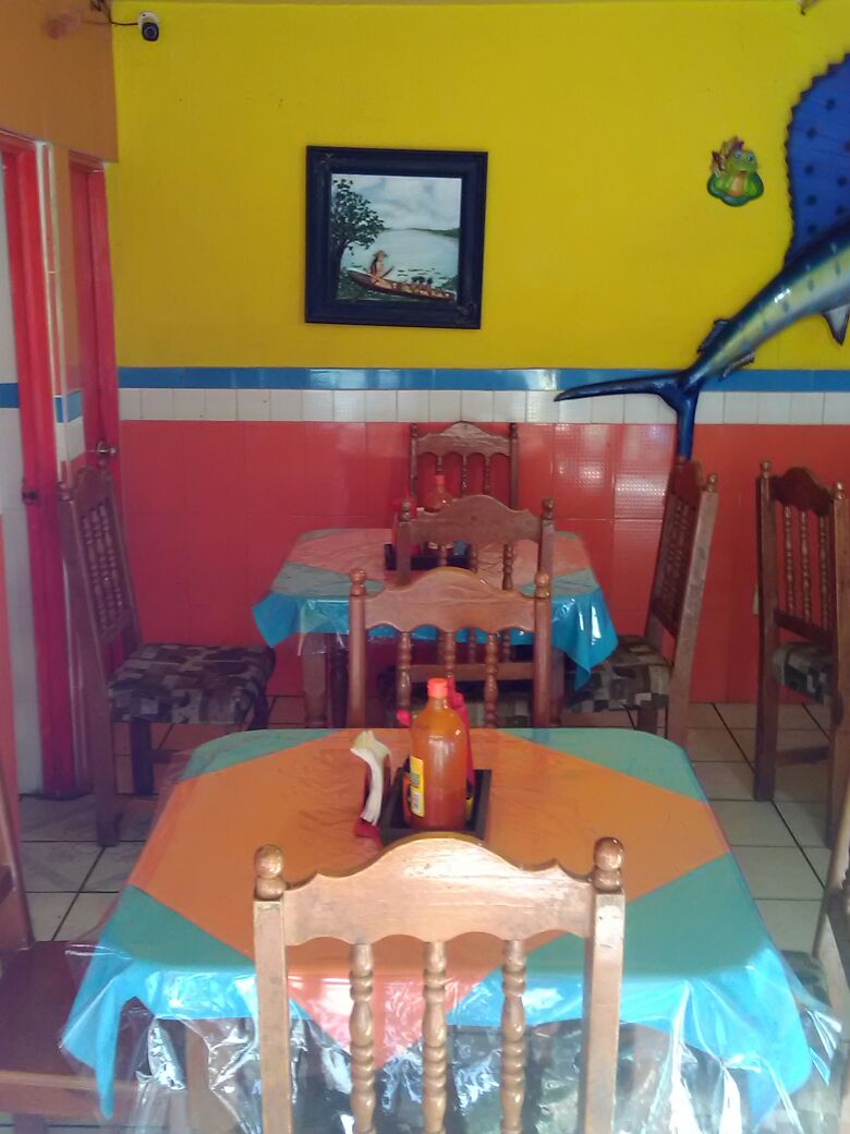 Mariscos El calamar image 8
