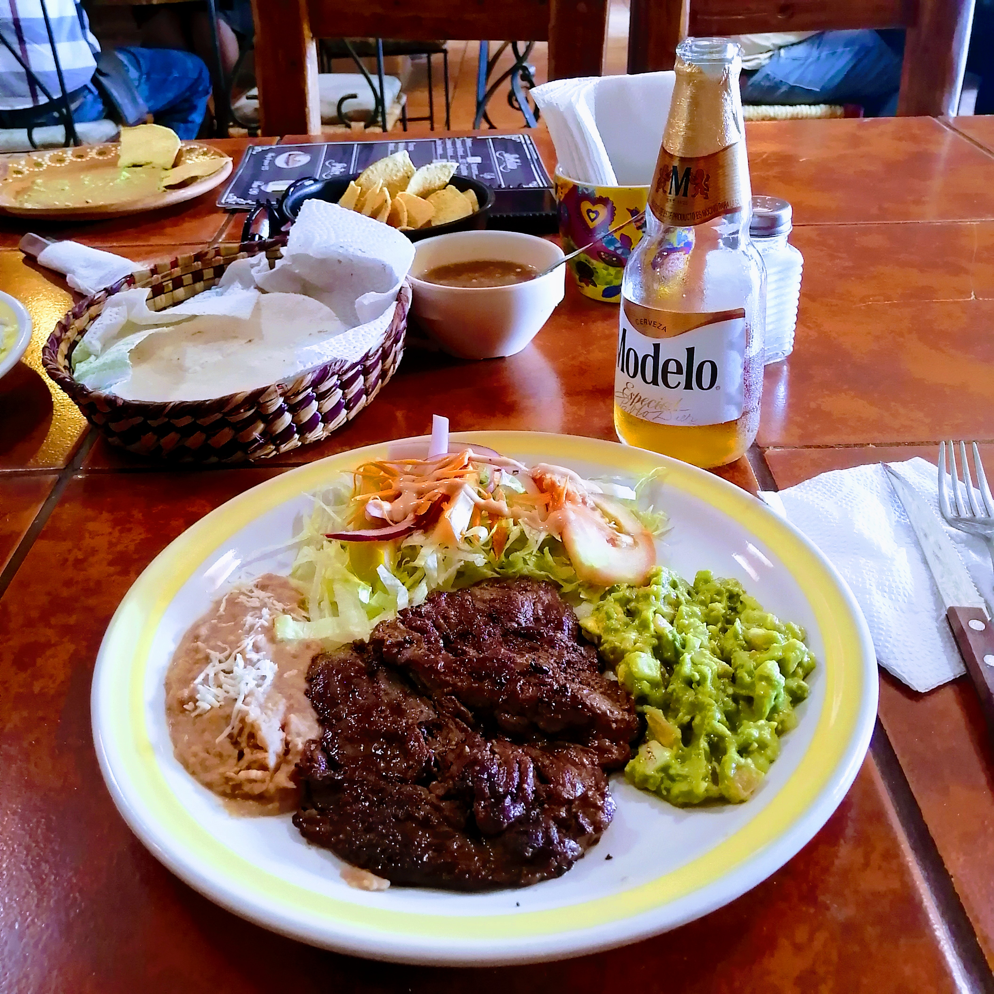 Cafè Chile Morron image 3