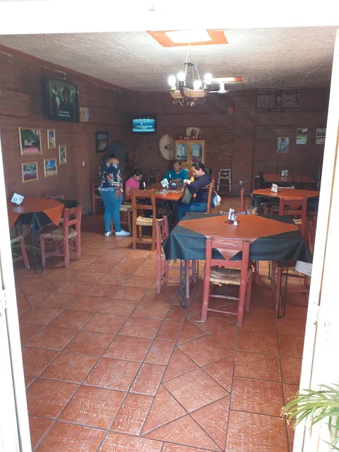 Cafè Chile Morron image 7