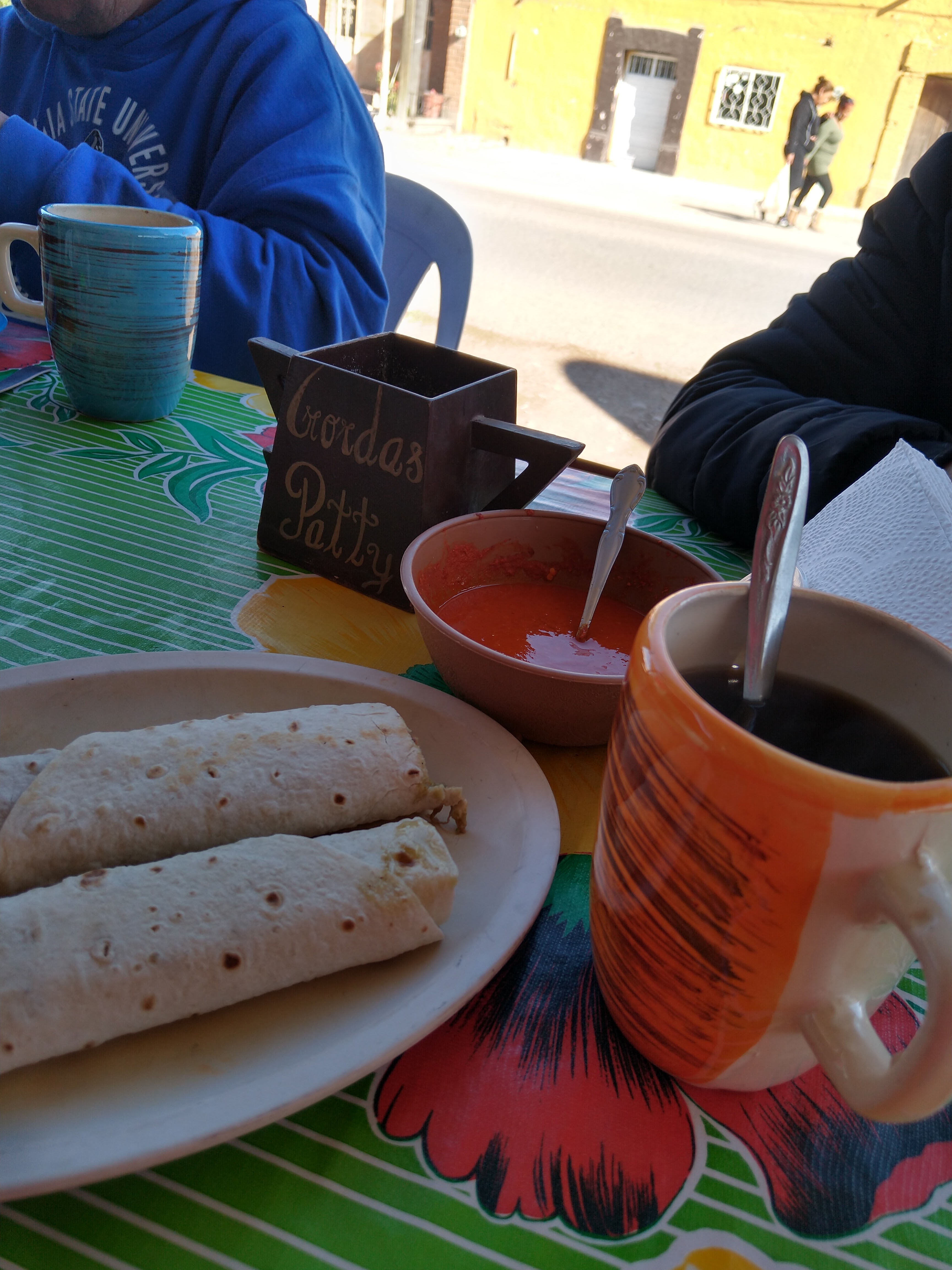 Cafè Chile Morron image 8